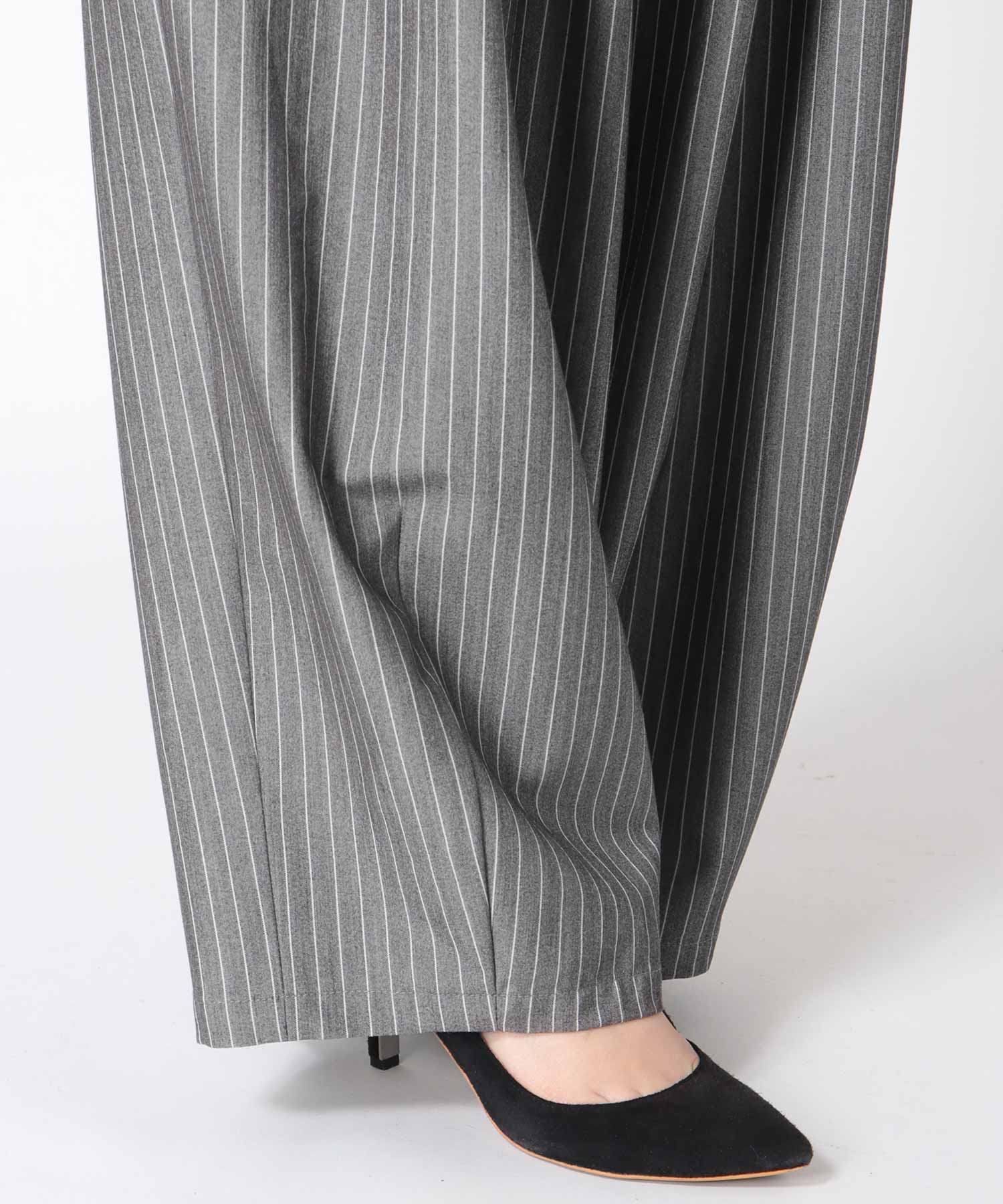 ストライプコクーンワイドパンツ