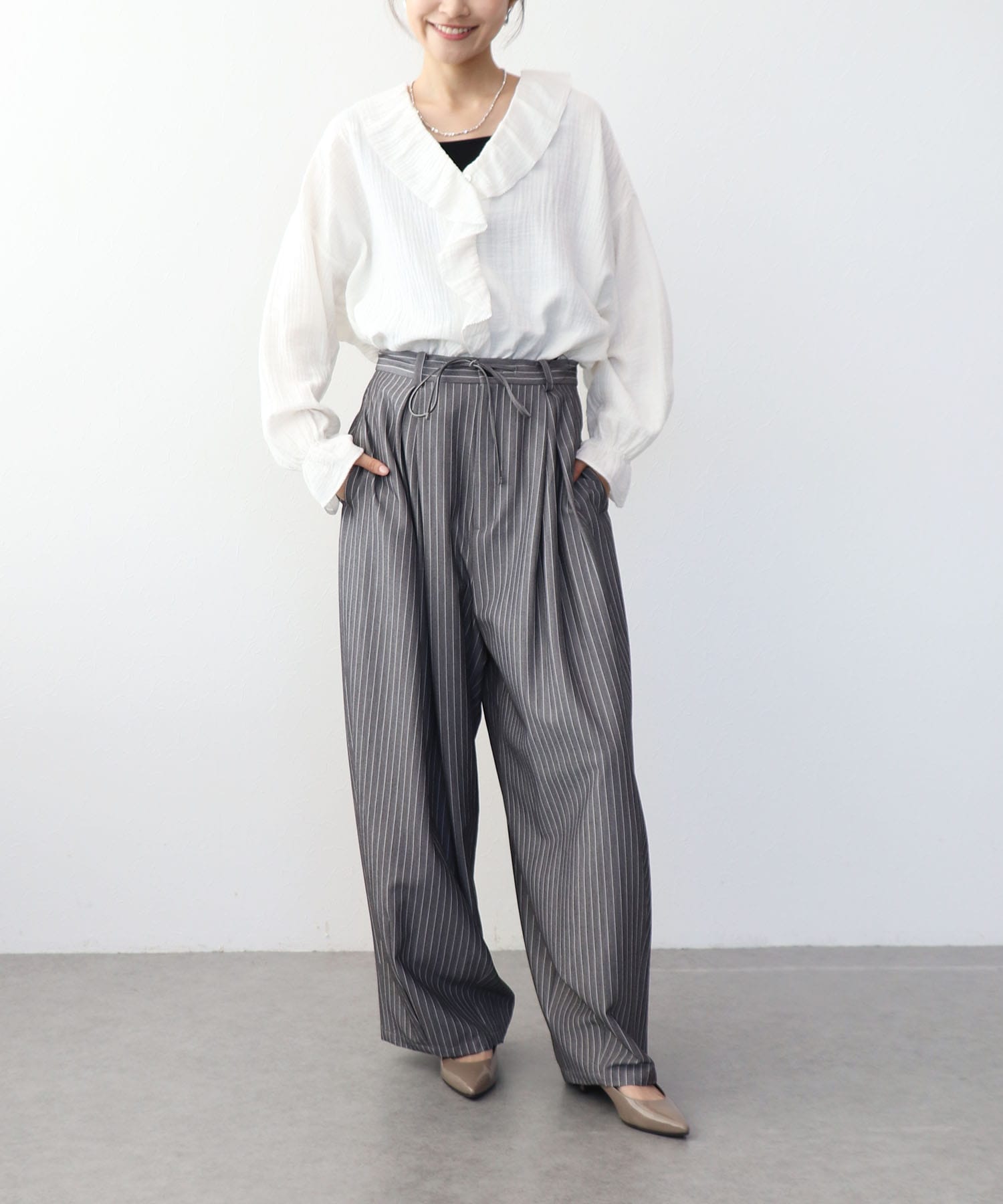 ダブルガーゼフリルブラウス