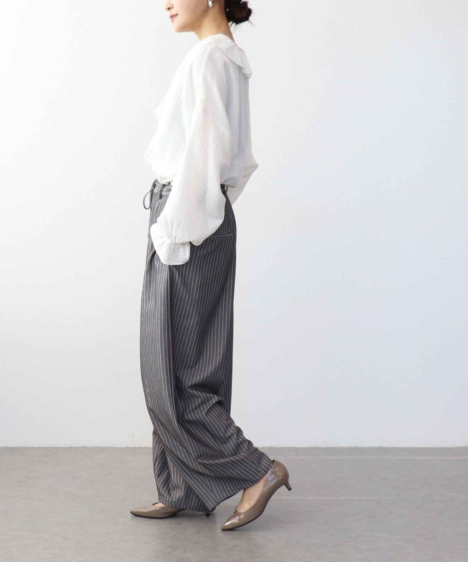 ダブルガーゼフリルブラウス