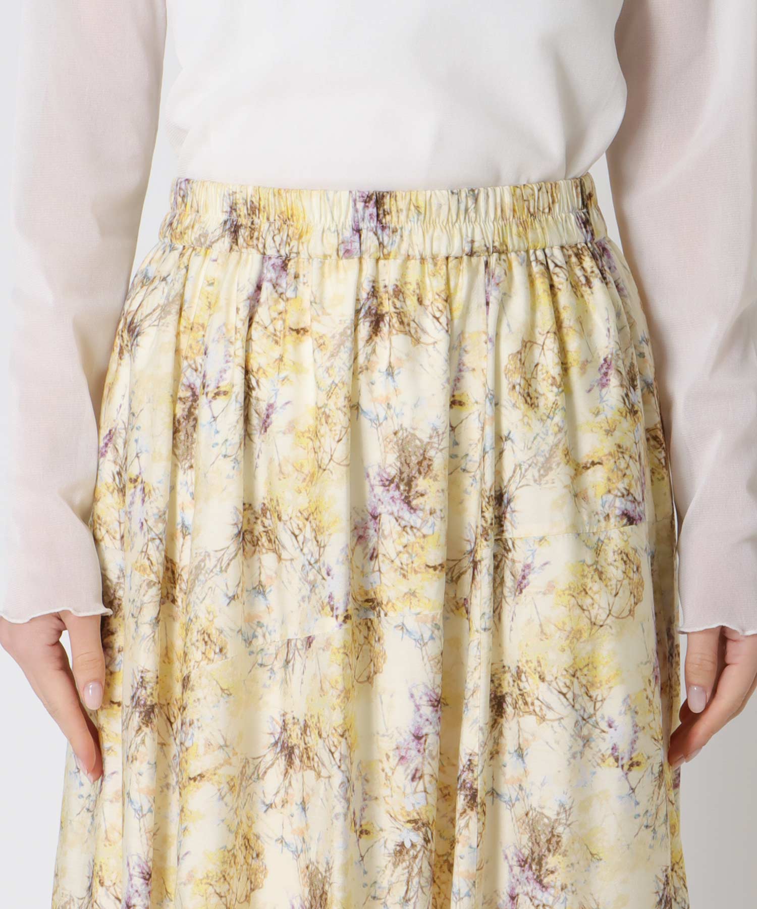 フラワープリントヘムスカート