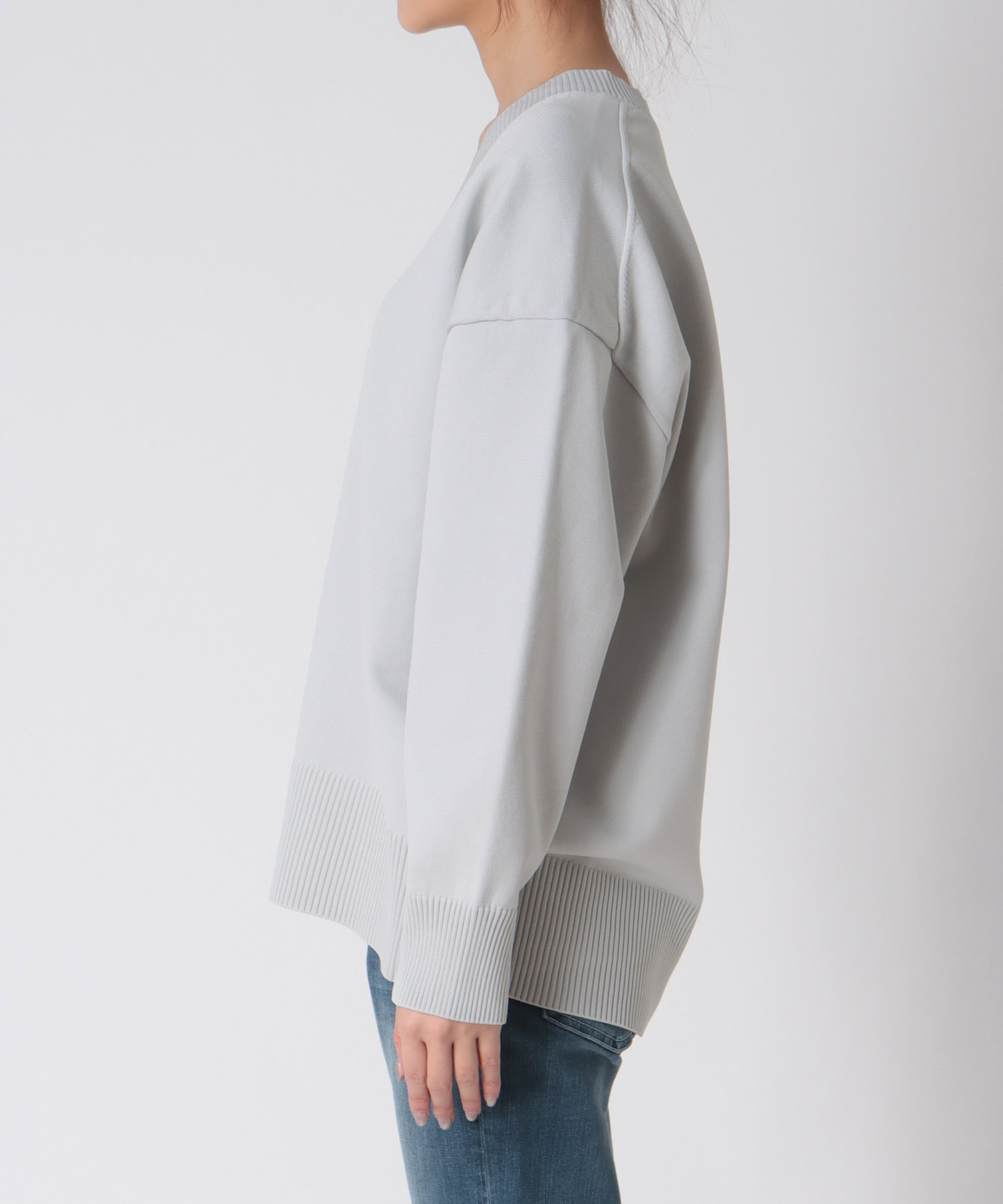 ベーシック美Vネックニット