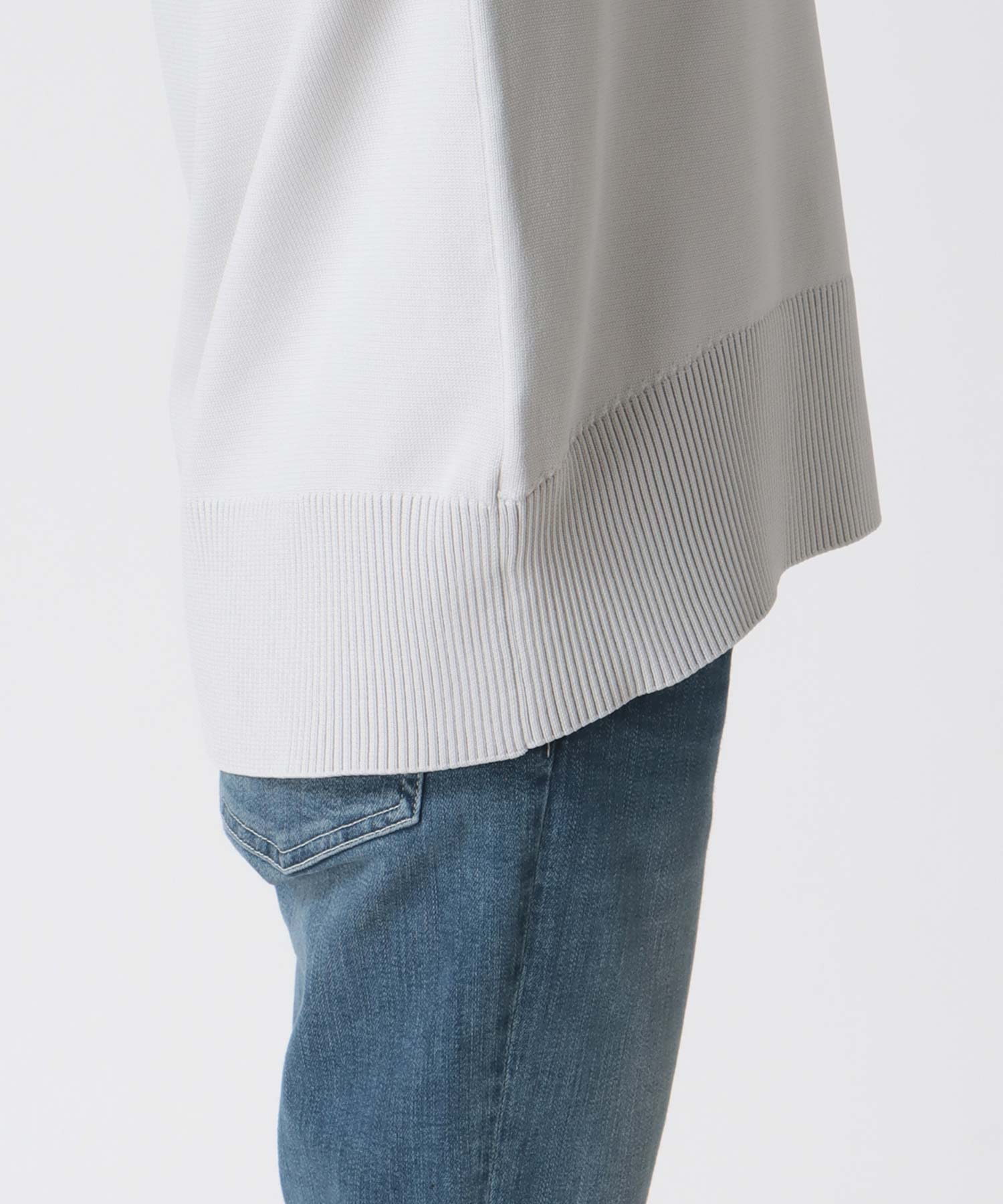 ベーシック美Vネックニット