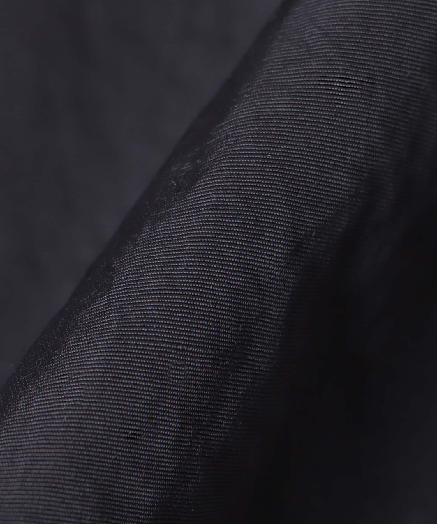 シャカナイロンブルゾン