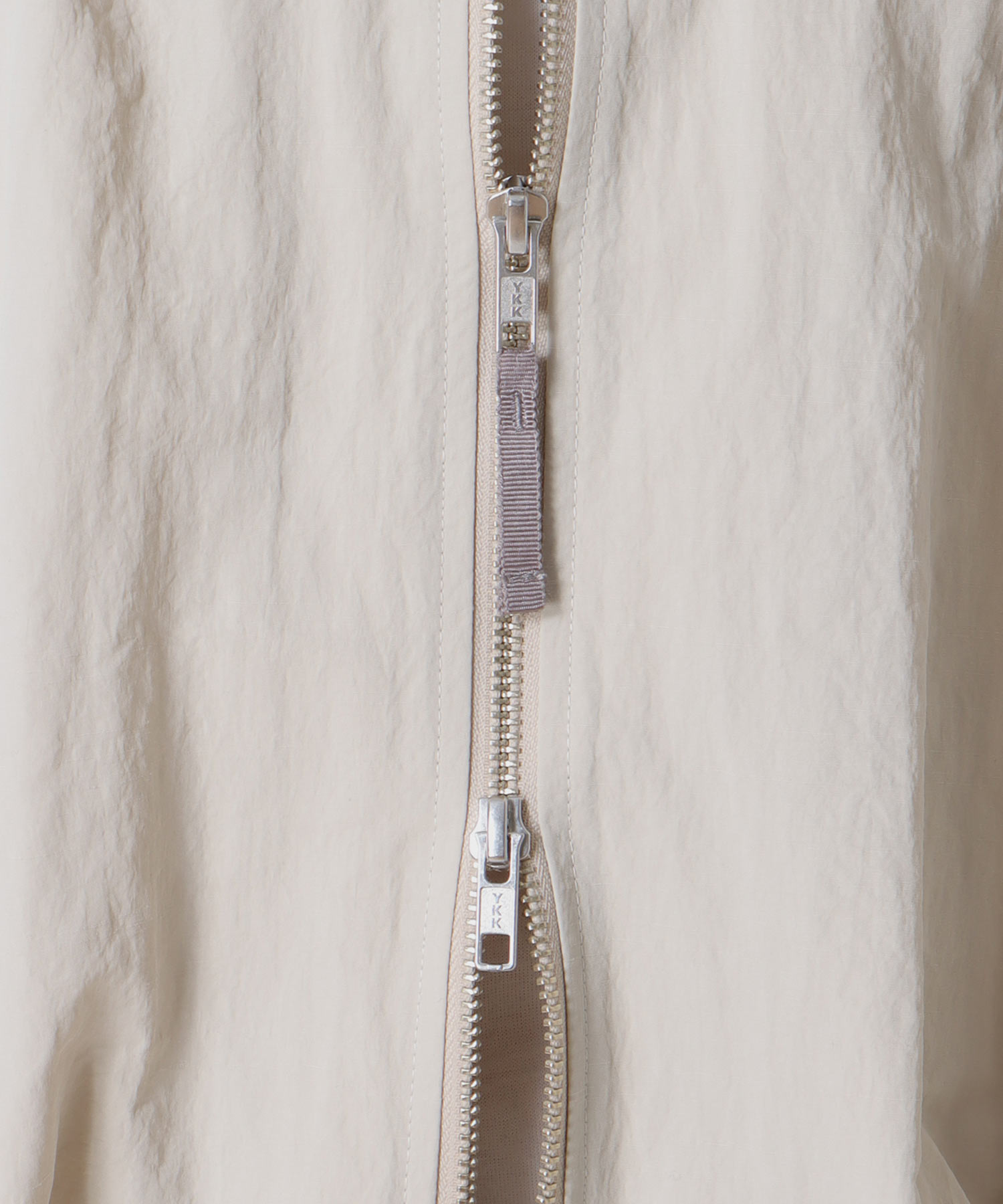 シャカナイロンブルゾン