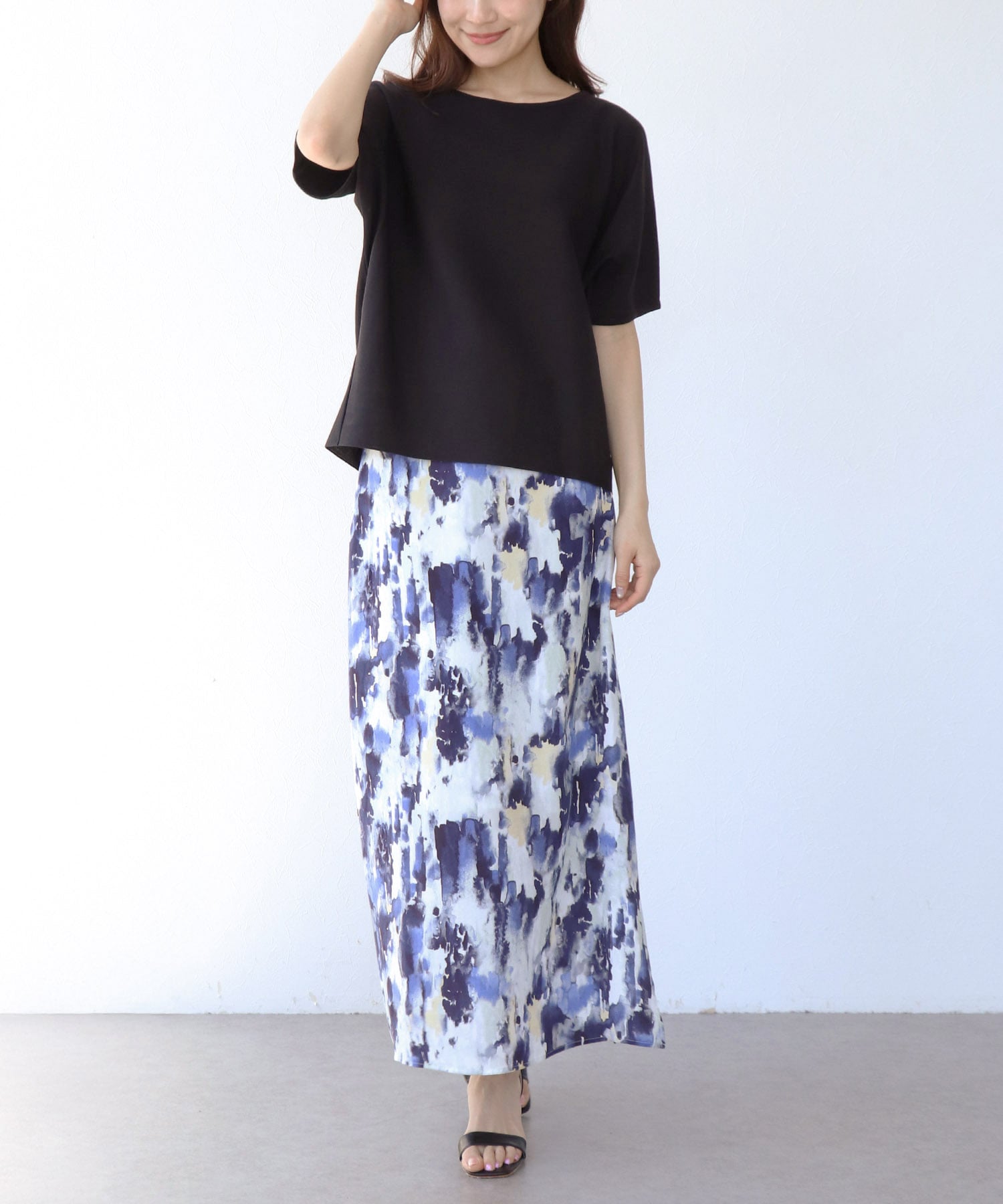 AMARAペイントプリントAラインスカート