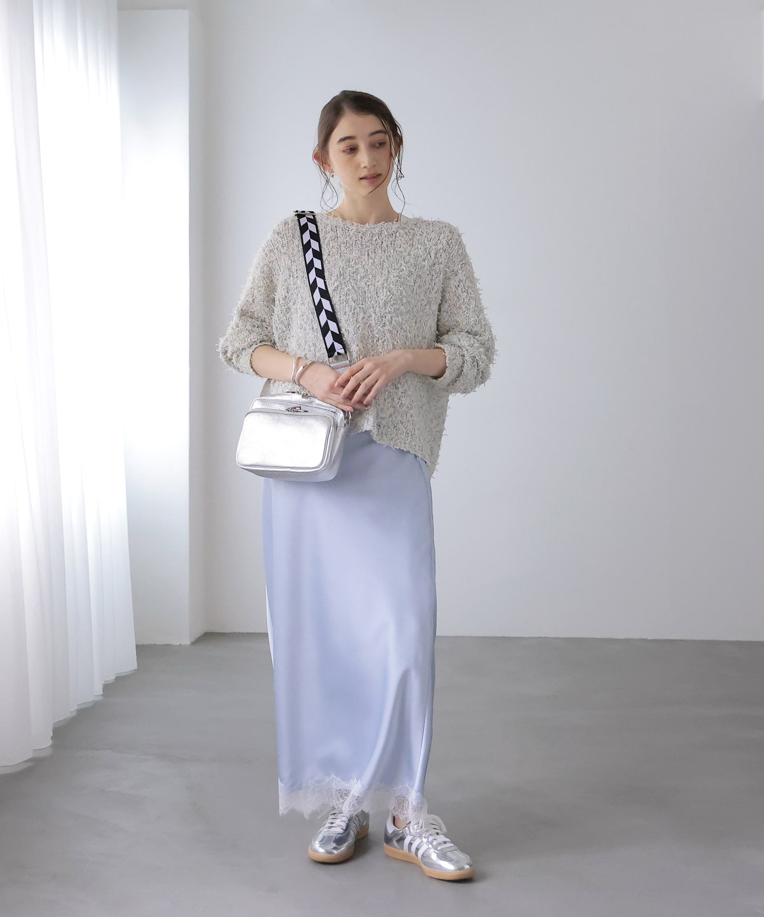 サテン×レース バイアススカート