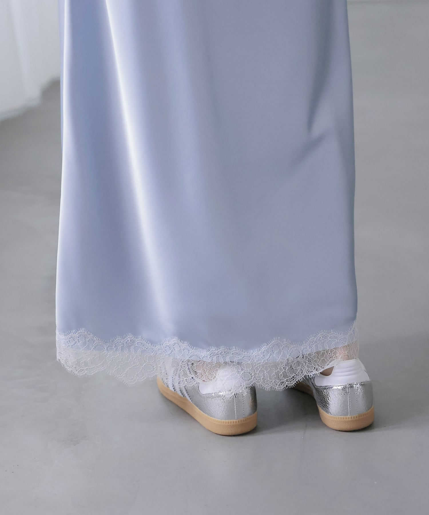 サテン×レース バイアススカート