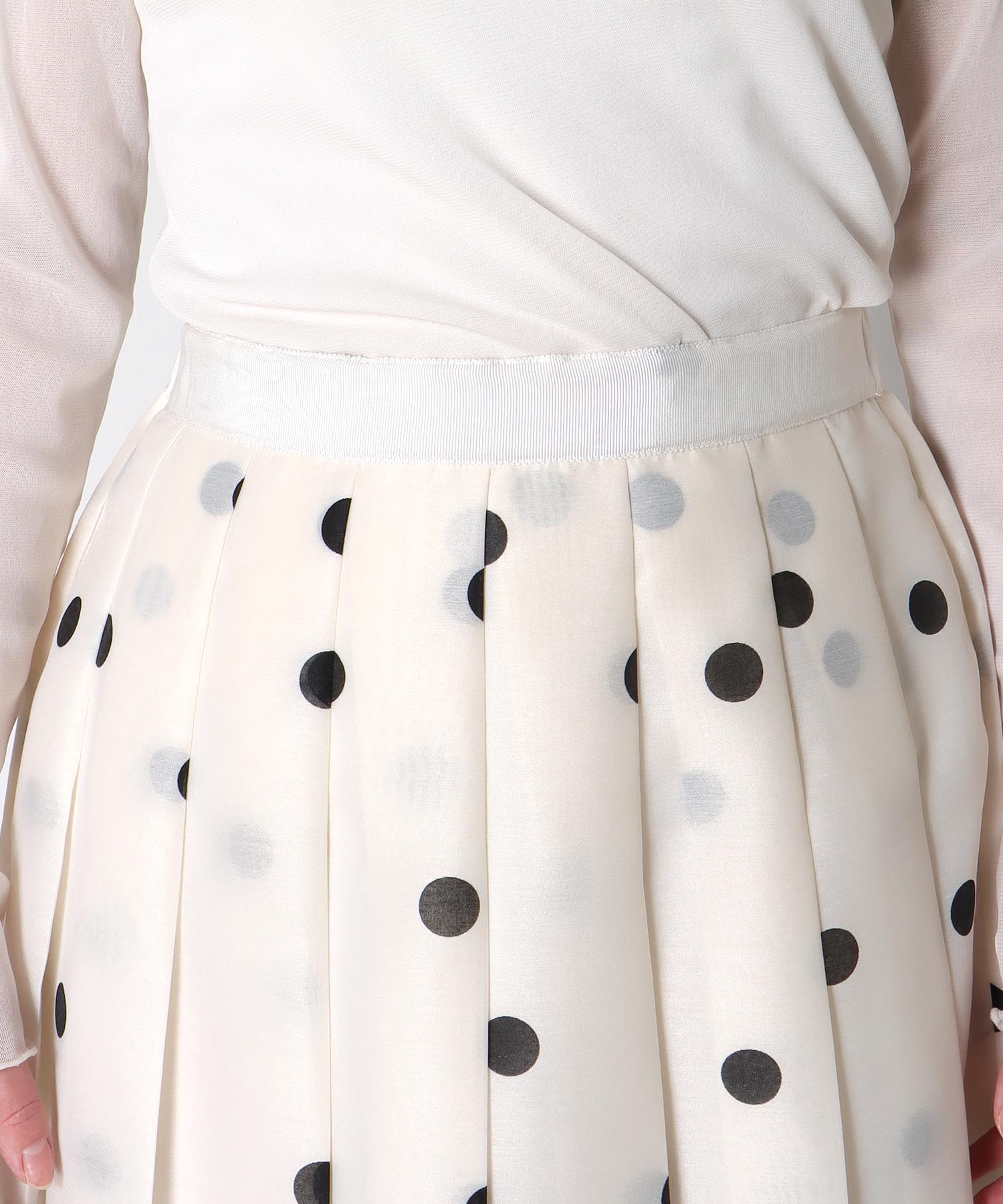 ドット柄プリーツスカート