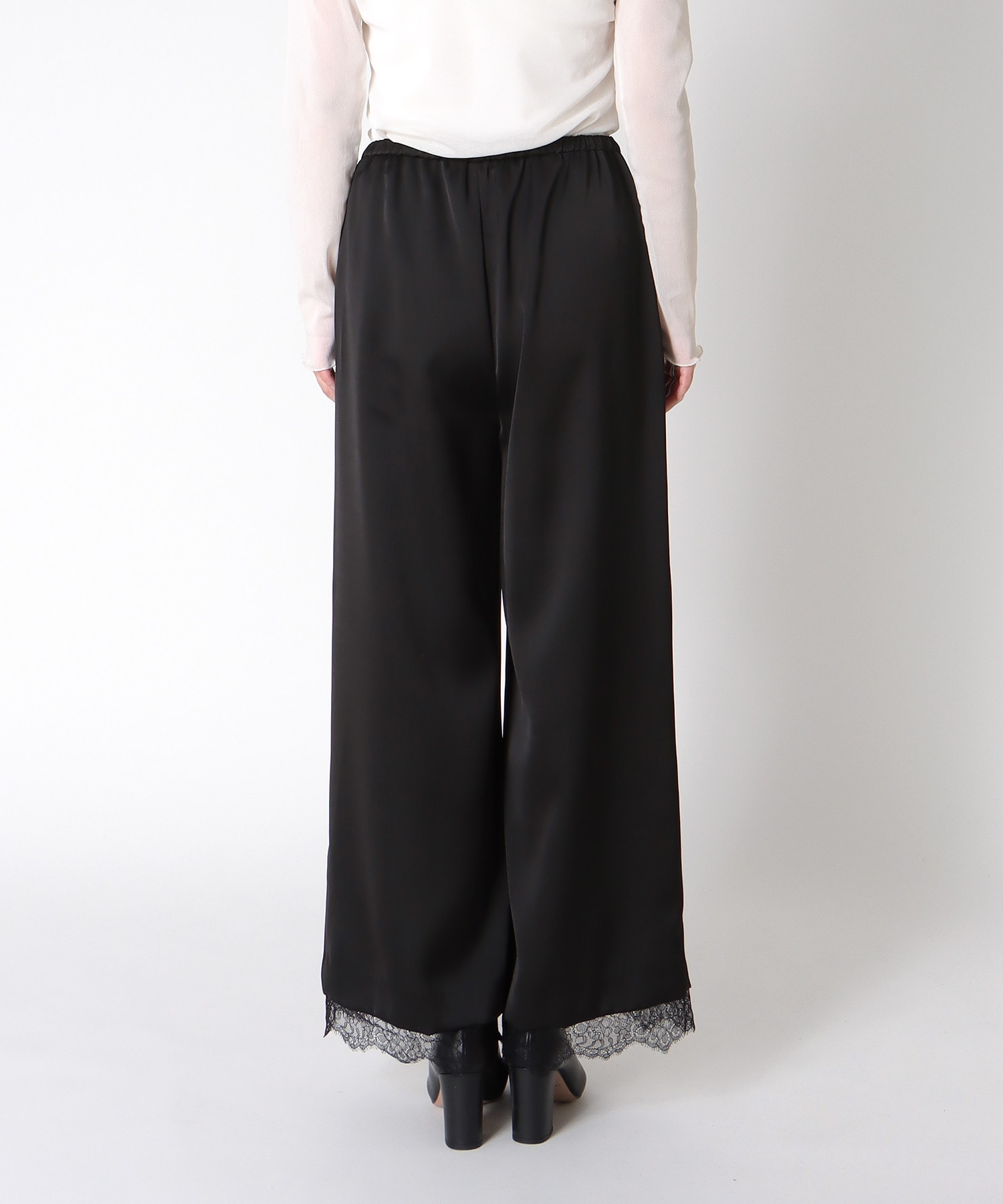 サテン×レース ワイドパンツ