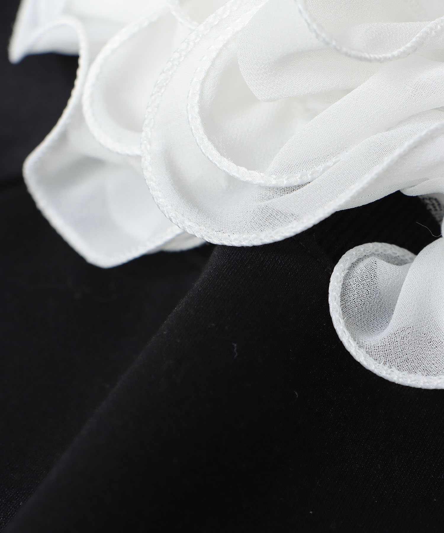 フリル衿付きダンボールトップス