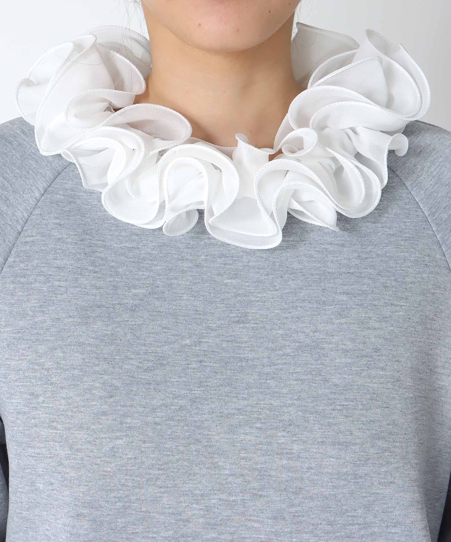 フリル衿付きダンボールトップス