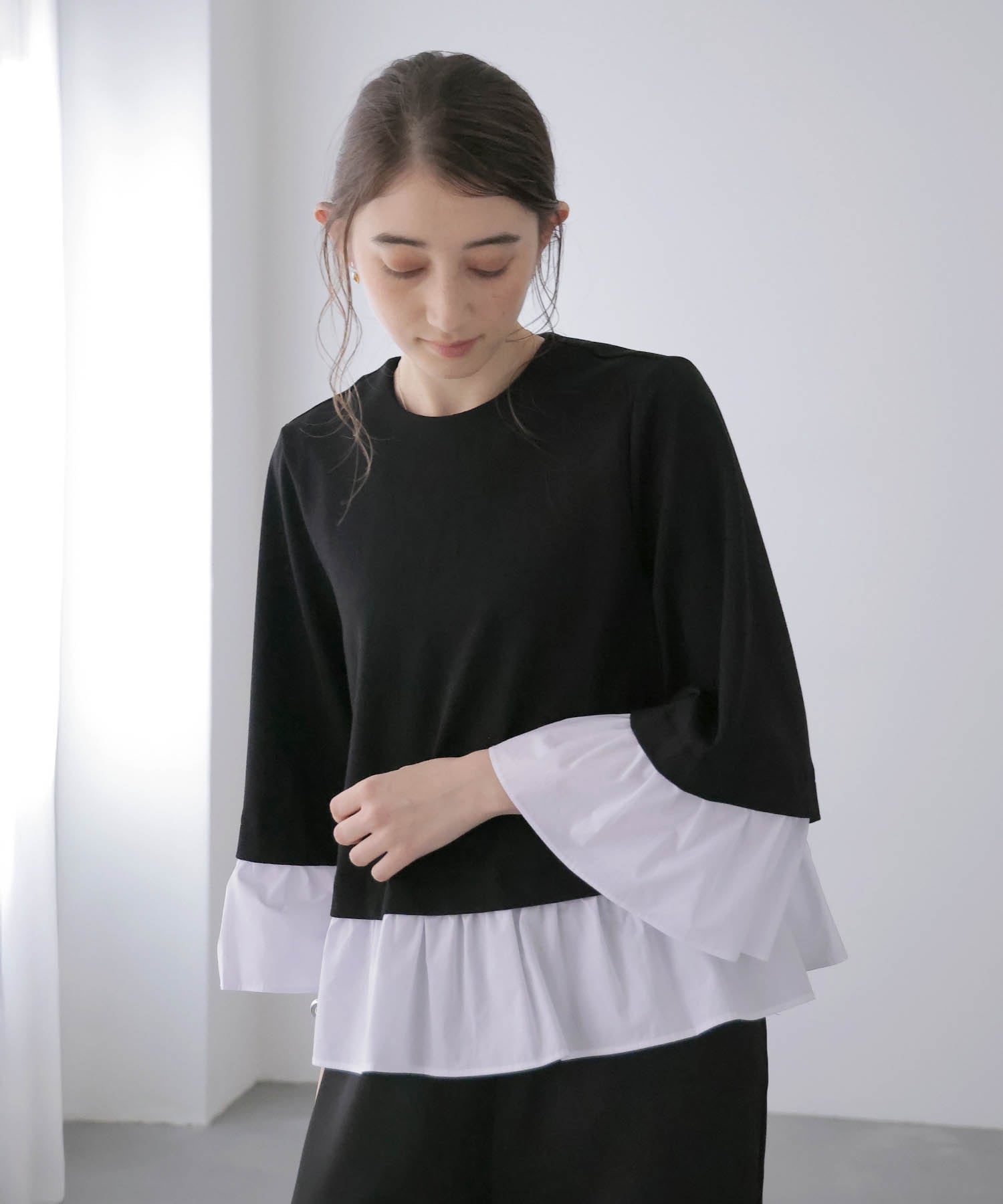 ドッキングデザイントップス