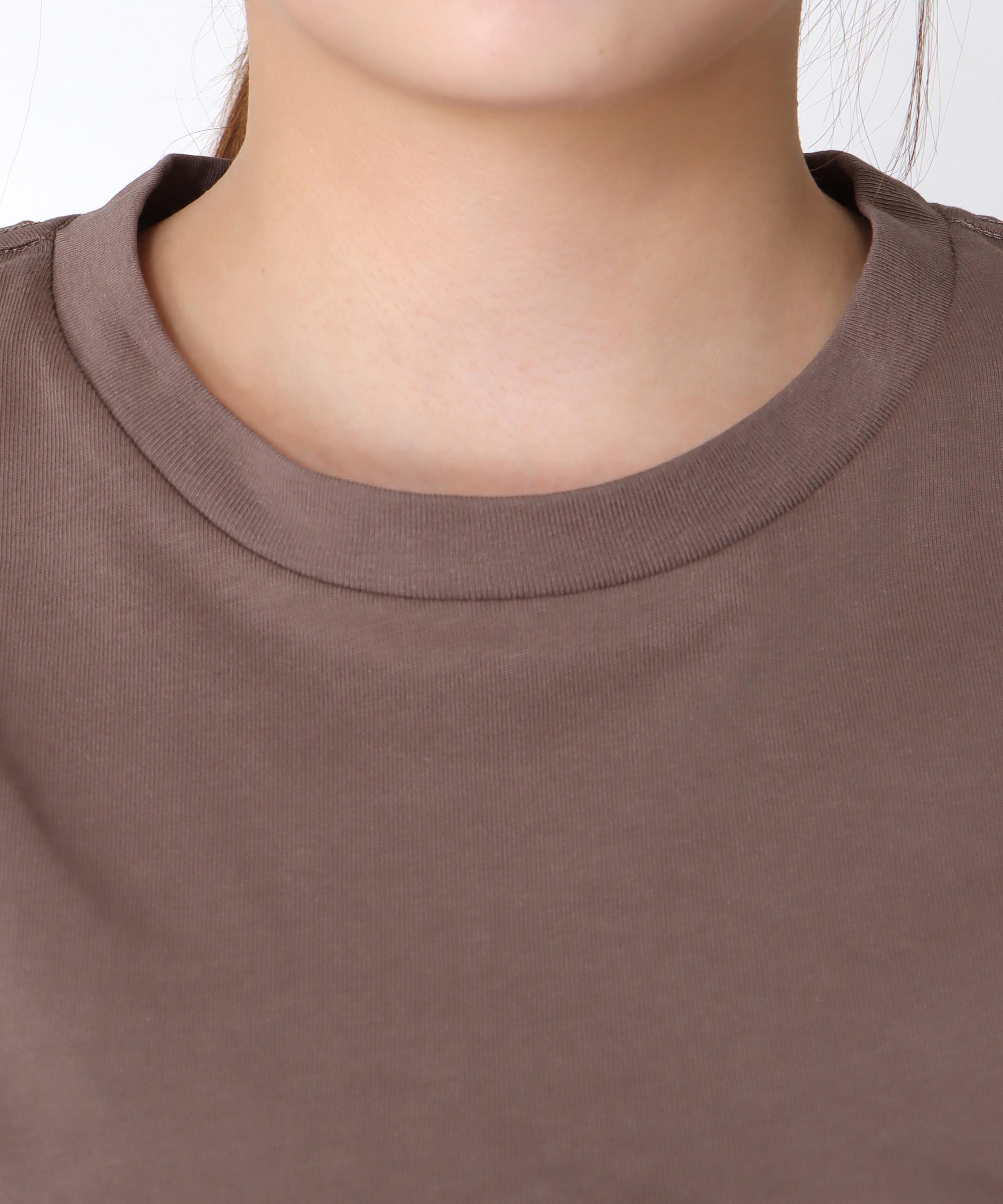 フリルデザインTシャツ