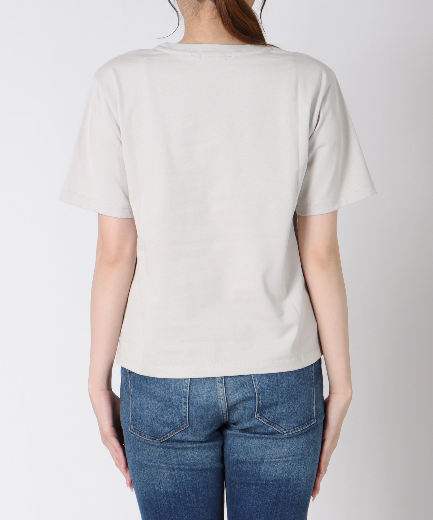ロゴプリントTシャツ
