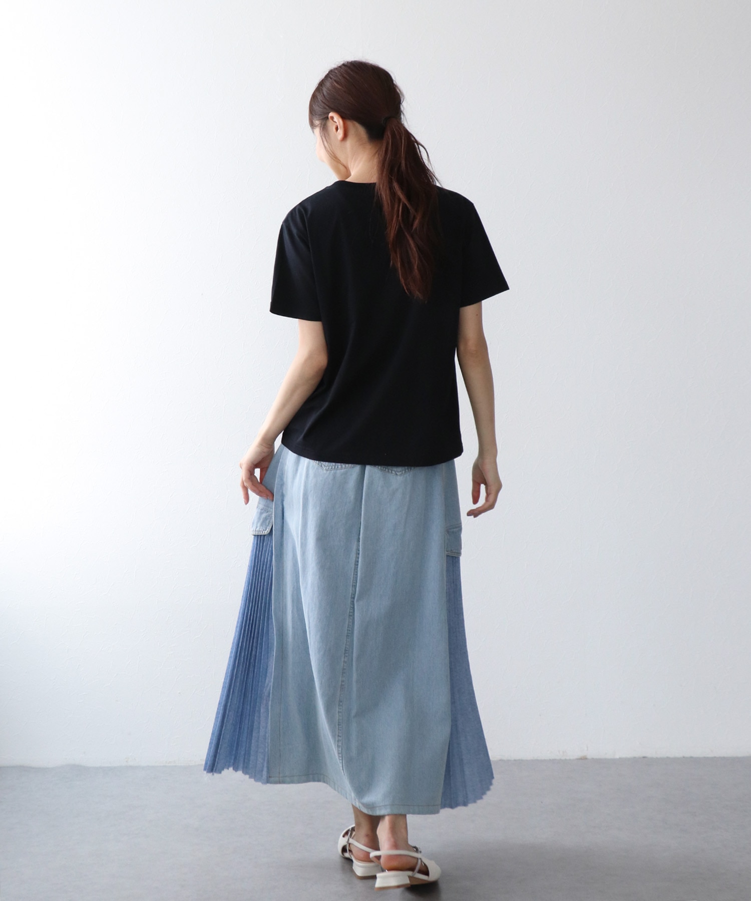 箔ロゴプリントTシャツ