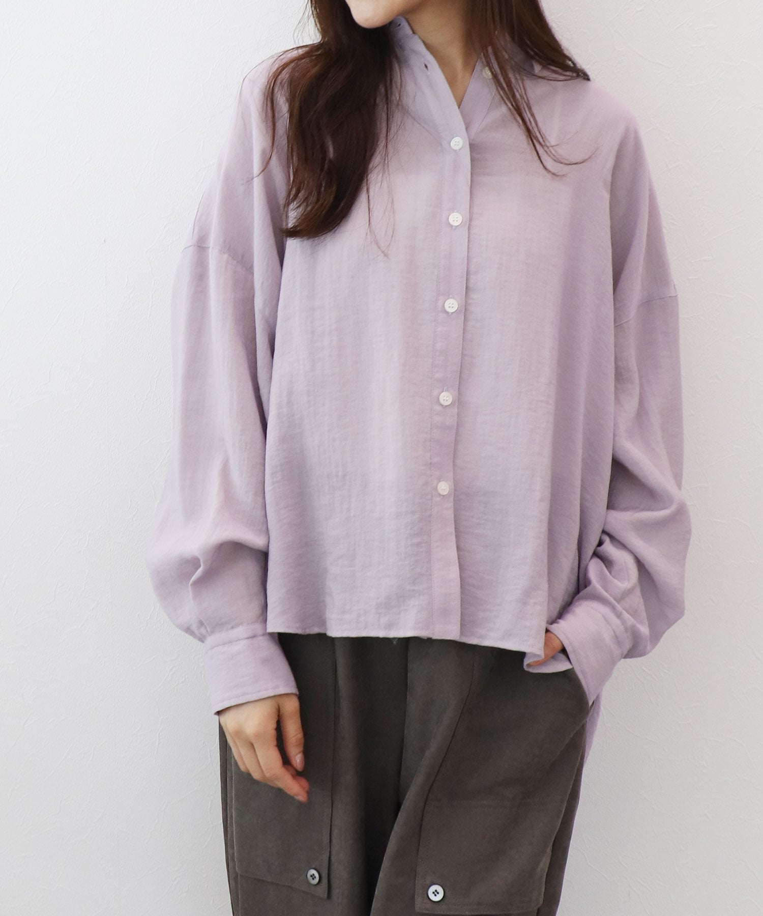 ナチュラルワッシャーバックフォルムシャツ