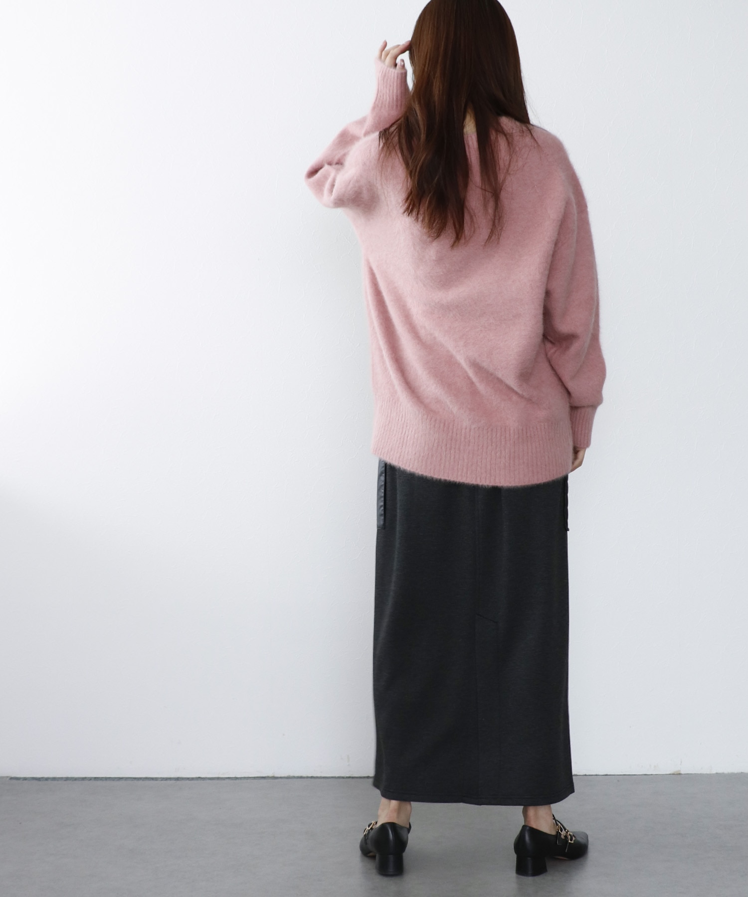 フォックスカシミヤVネックプルオーバー