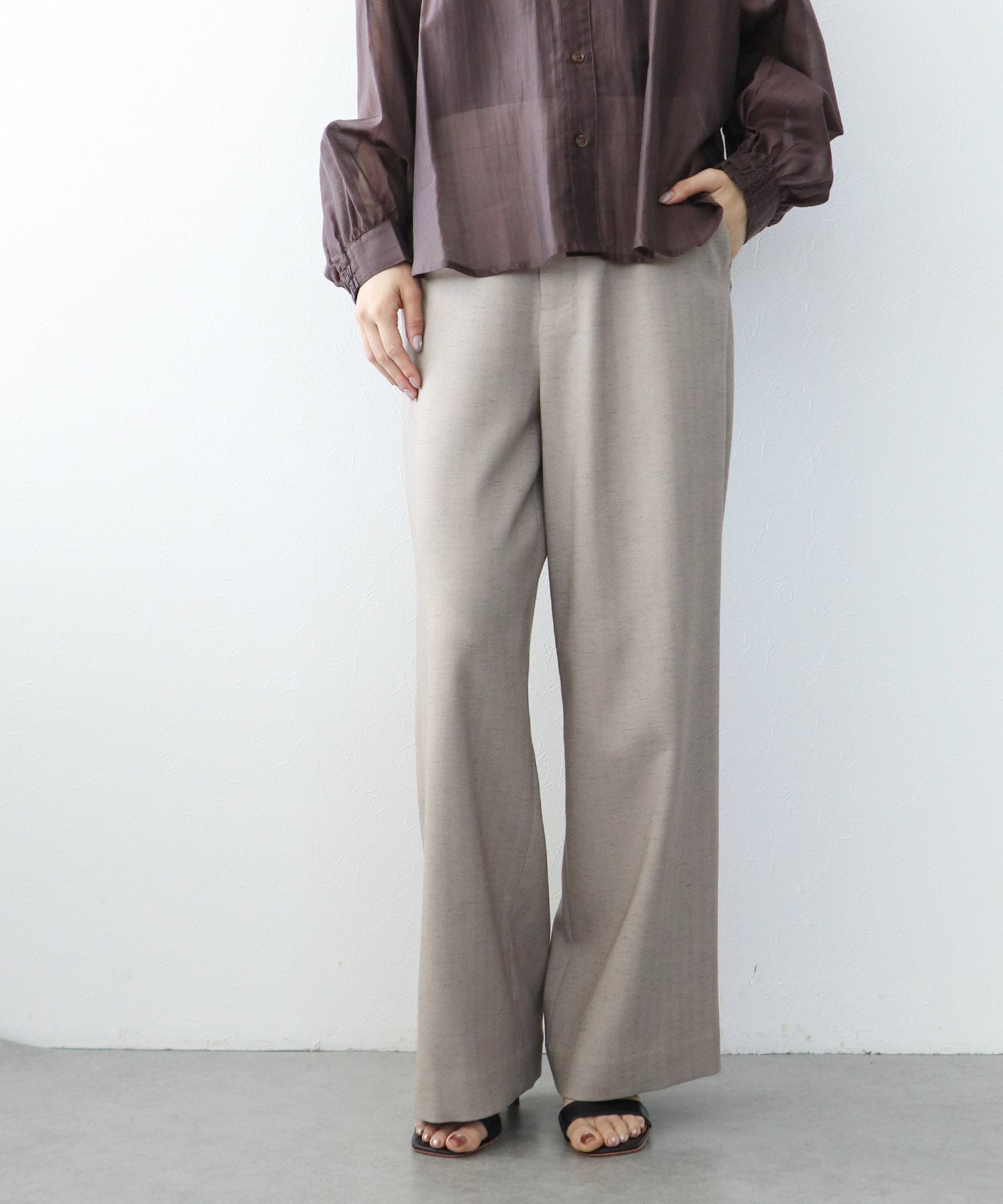 ヘリンボーンストレートパンツ