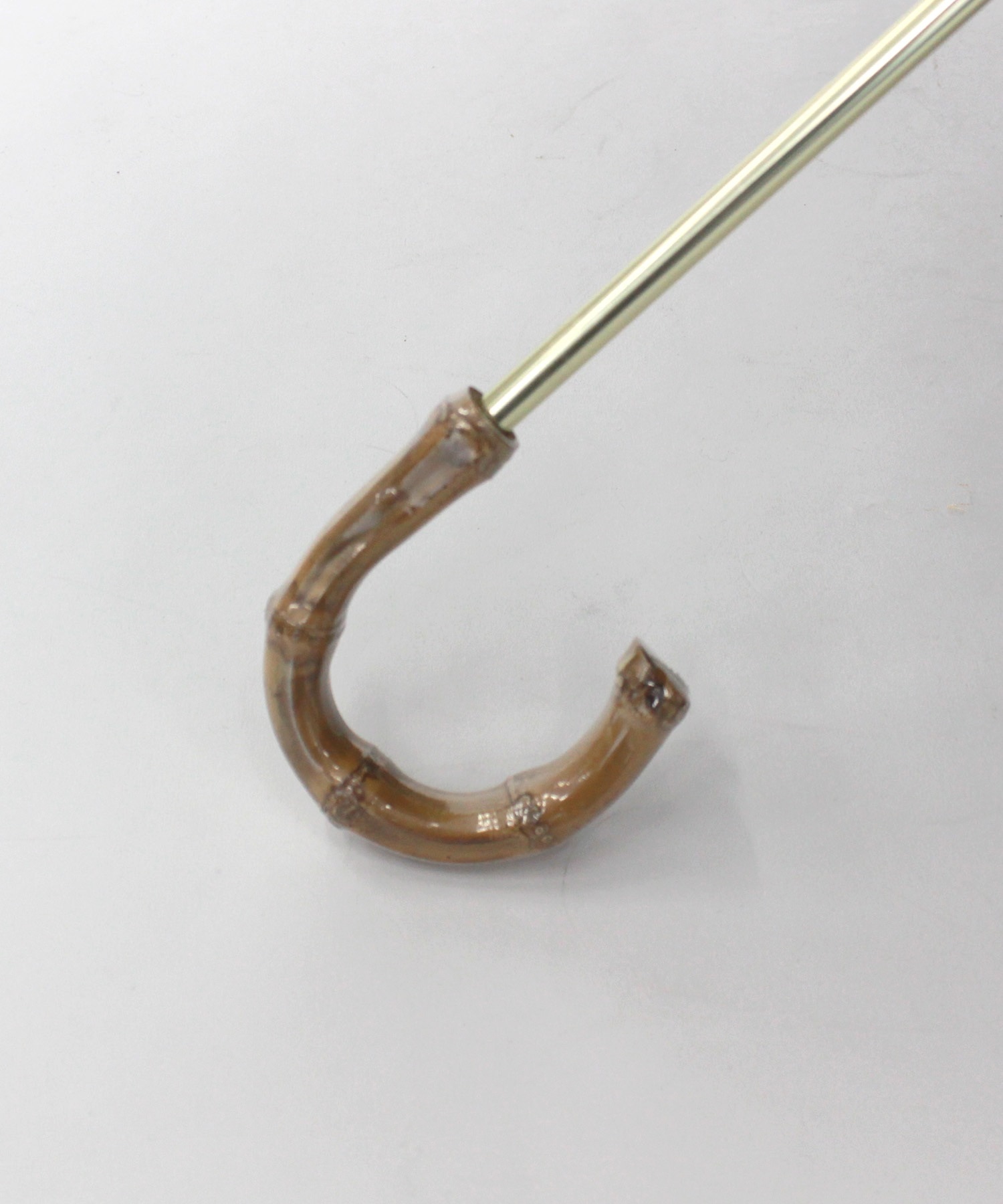 【pink trick / ピンクトリック】フリル完全遮光折傘（晴雨兼用）