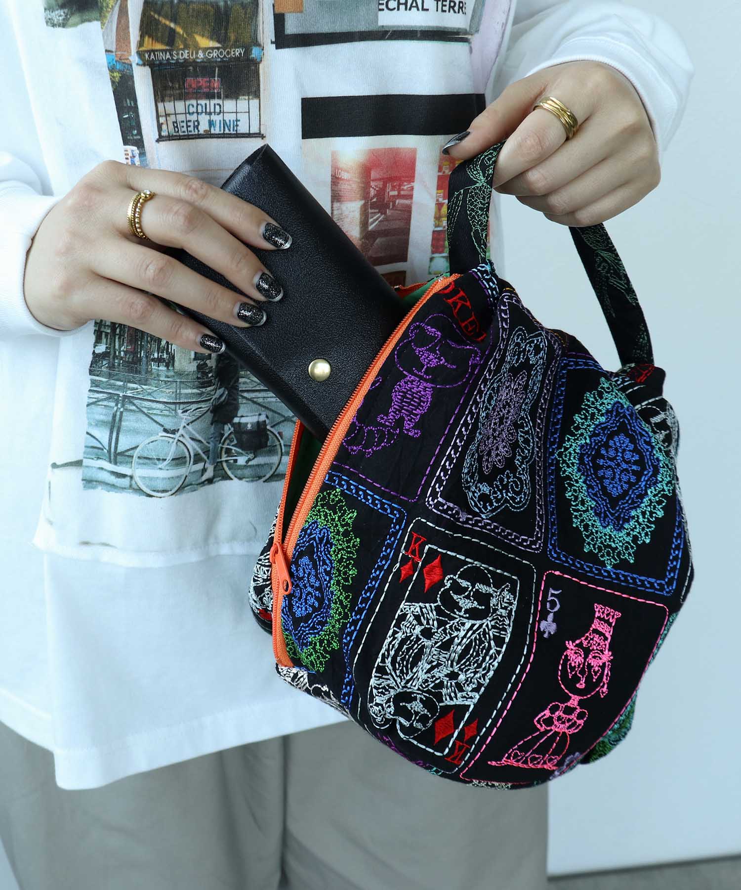 《期間限定WEB予約》ULOCO 刺繍キンチャックバッグ2026