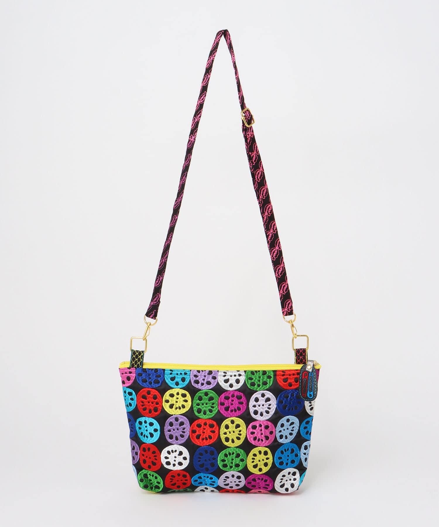 《期間限定WEB予約》ULOCO 刺繍ショルダーバッグ2026