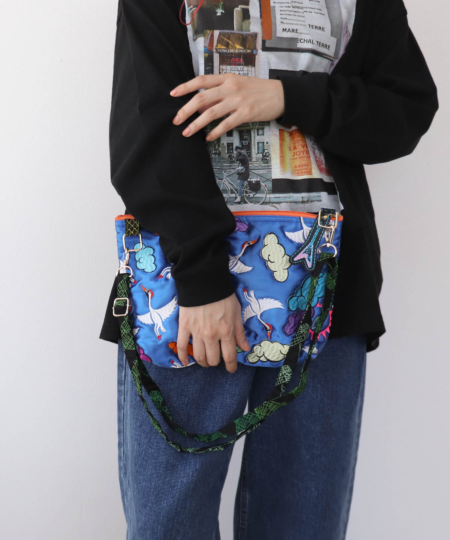 《期間限定WEB予約》ULOCO 刺繍ショルダーバッグ2026
