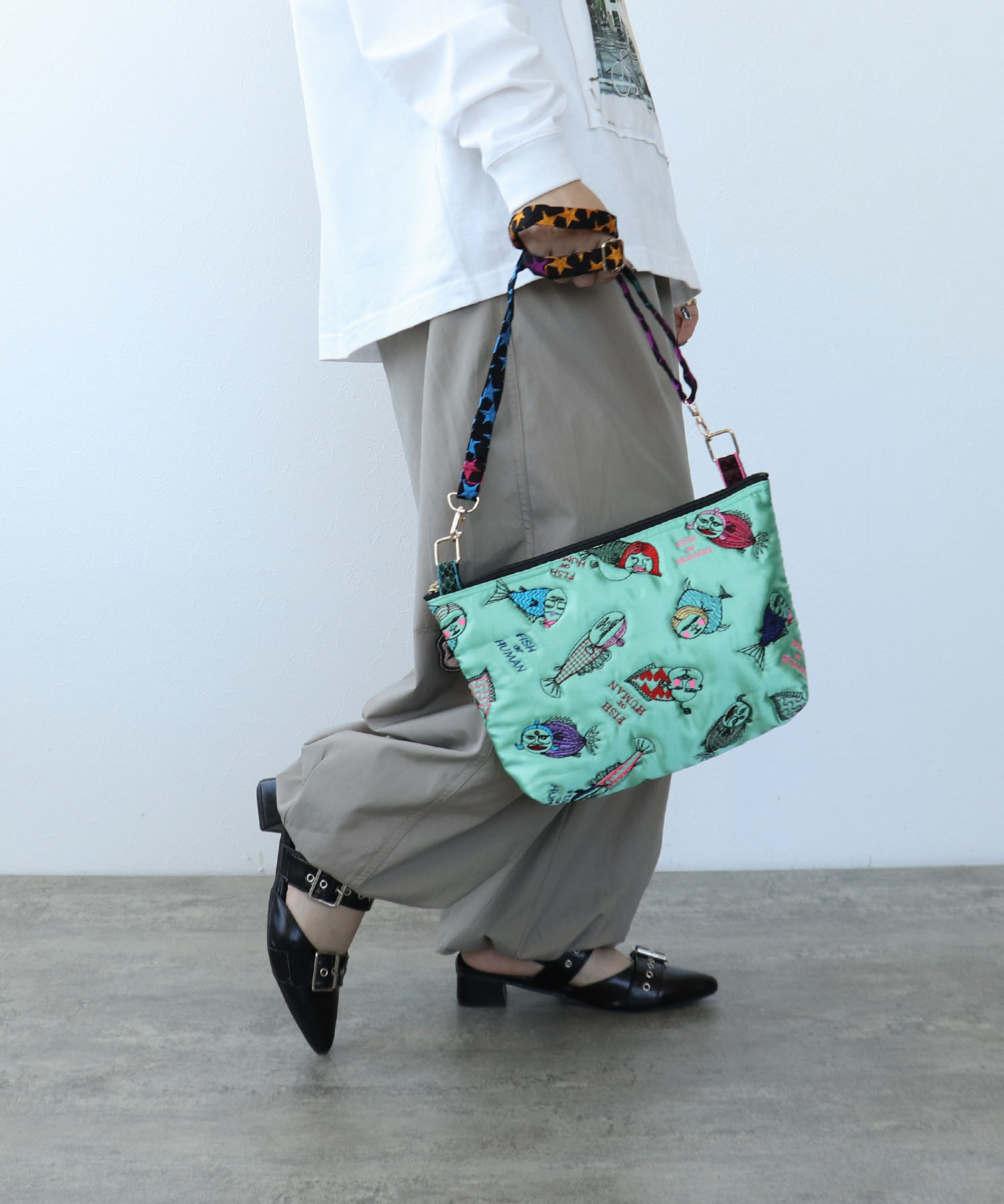 《期間限定WEB予約》ULOCO 刺繍ショルダーバッグ2026
