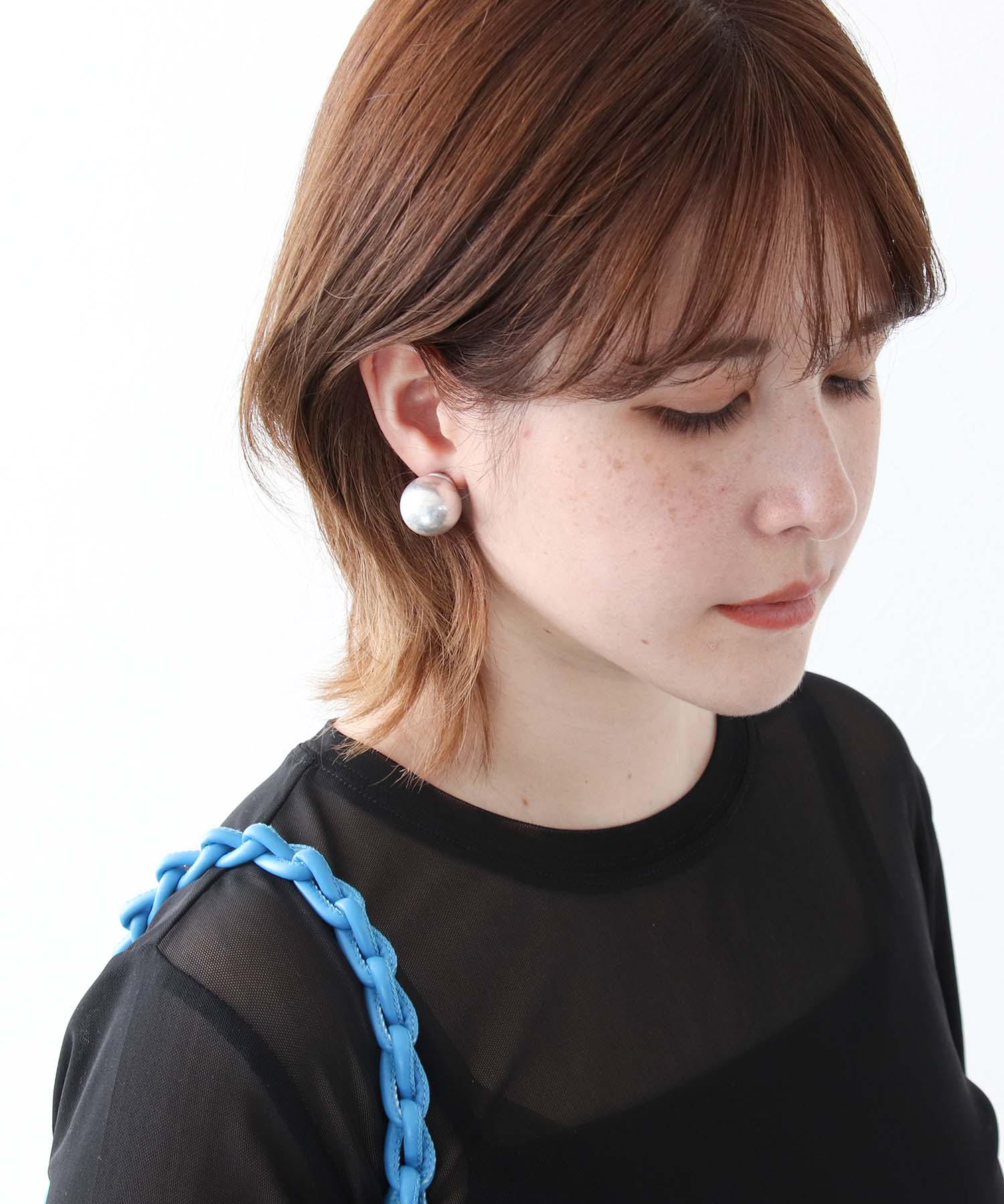 LIMITED NUMBER / リミテッドナンバー】メタルボールピアス | AND ON