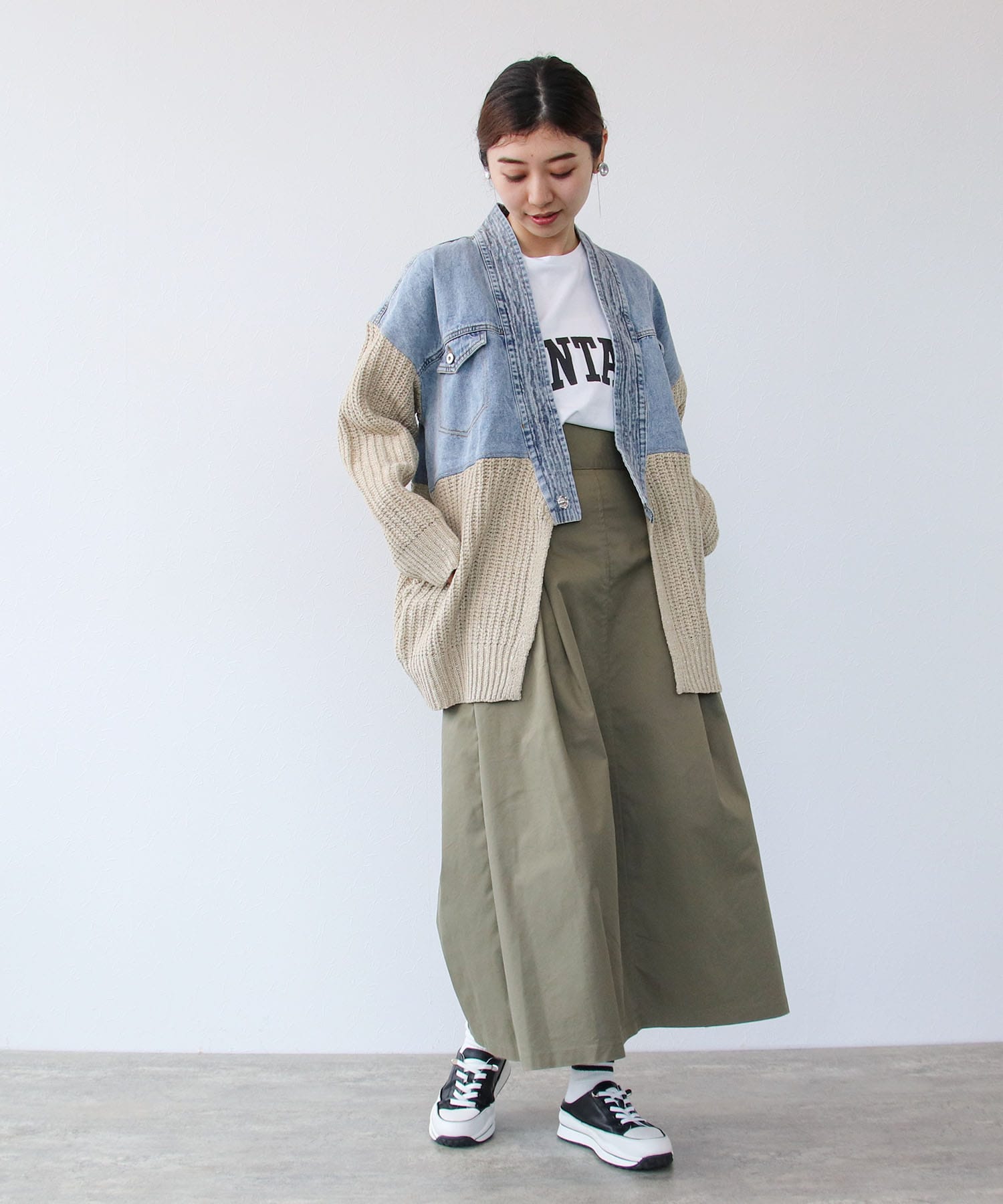 フリルショルダー付きチノスカート
