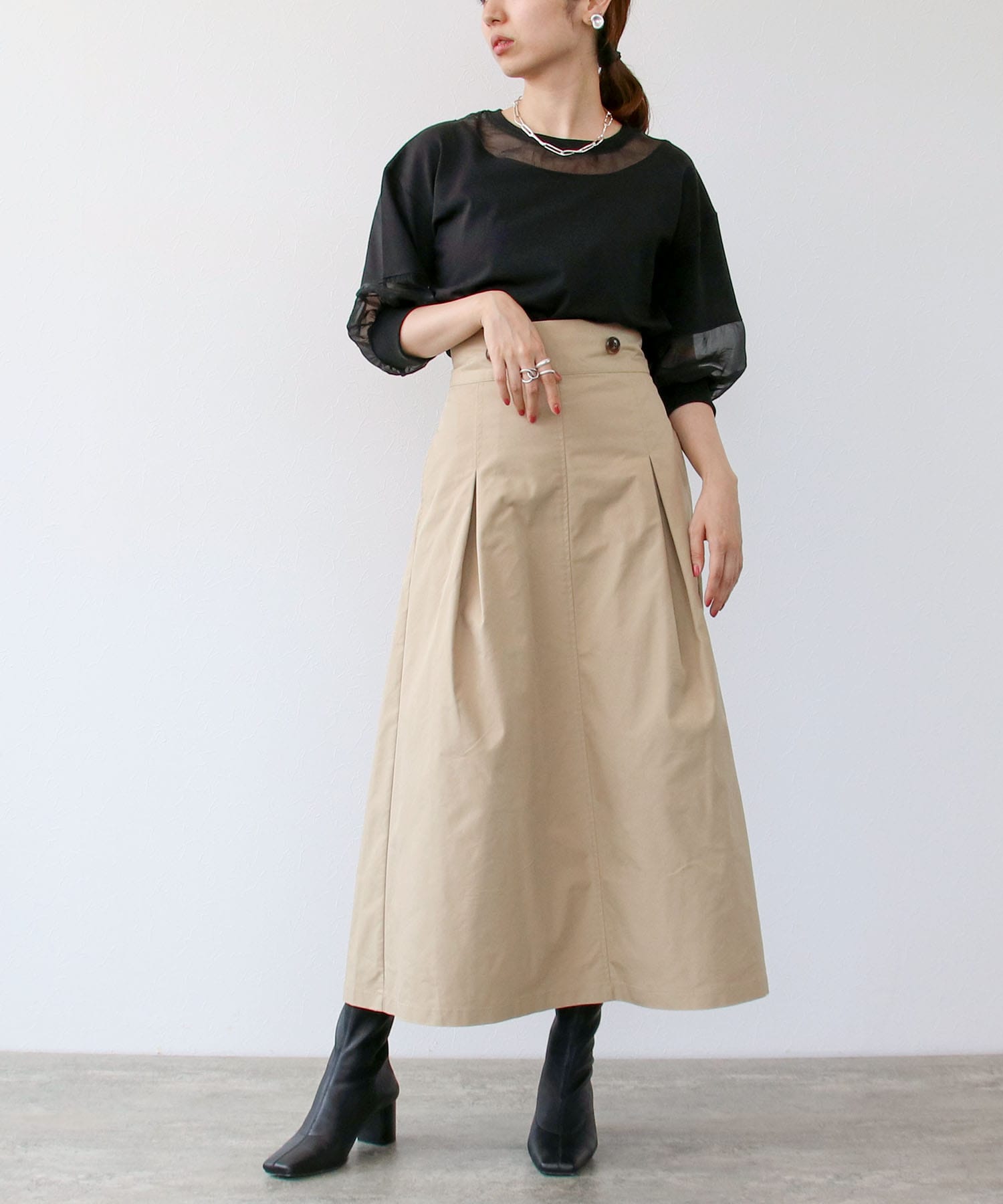 フリルショルダー付きチノスカート