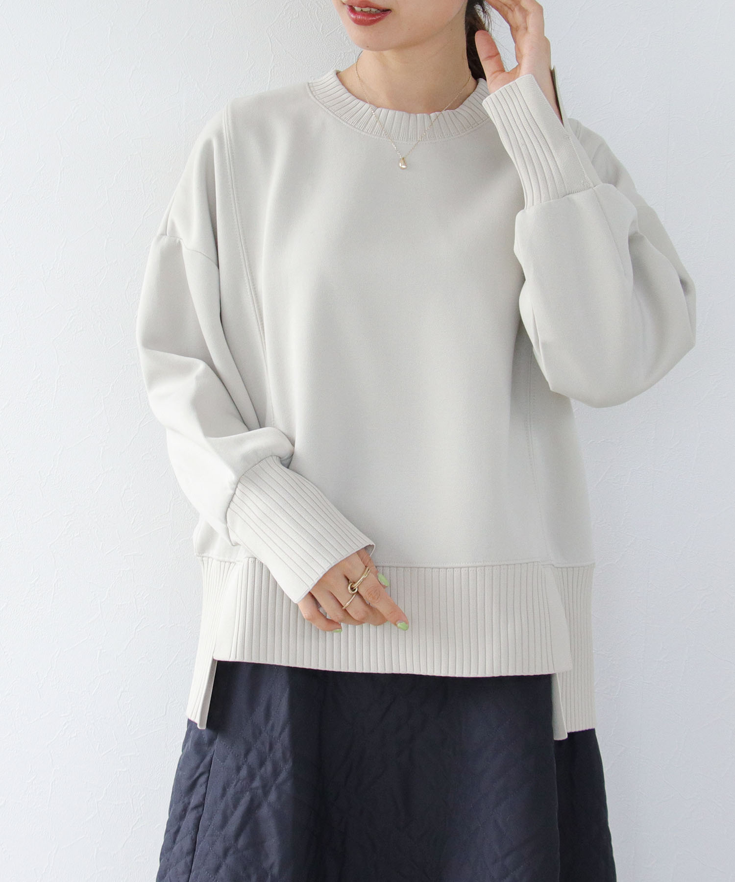 カシェック　CACHEC ボンディングプルオーバー