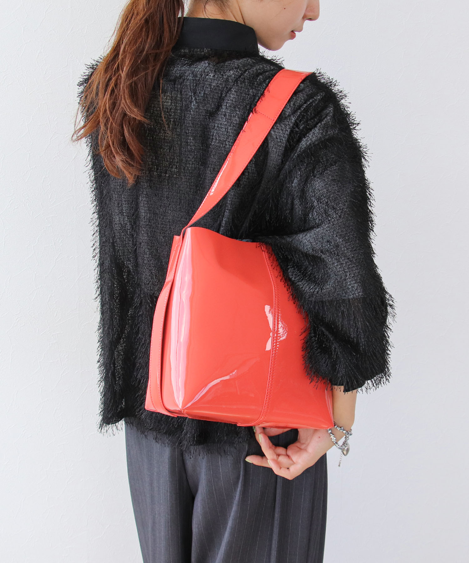kakatoo / カカトゥ】パテントワンハンドルBAG | AND ON JIONE STORE