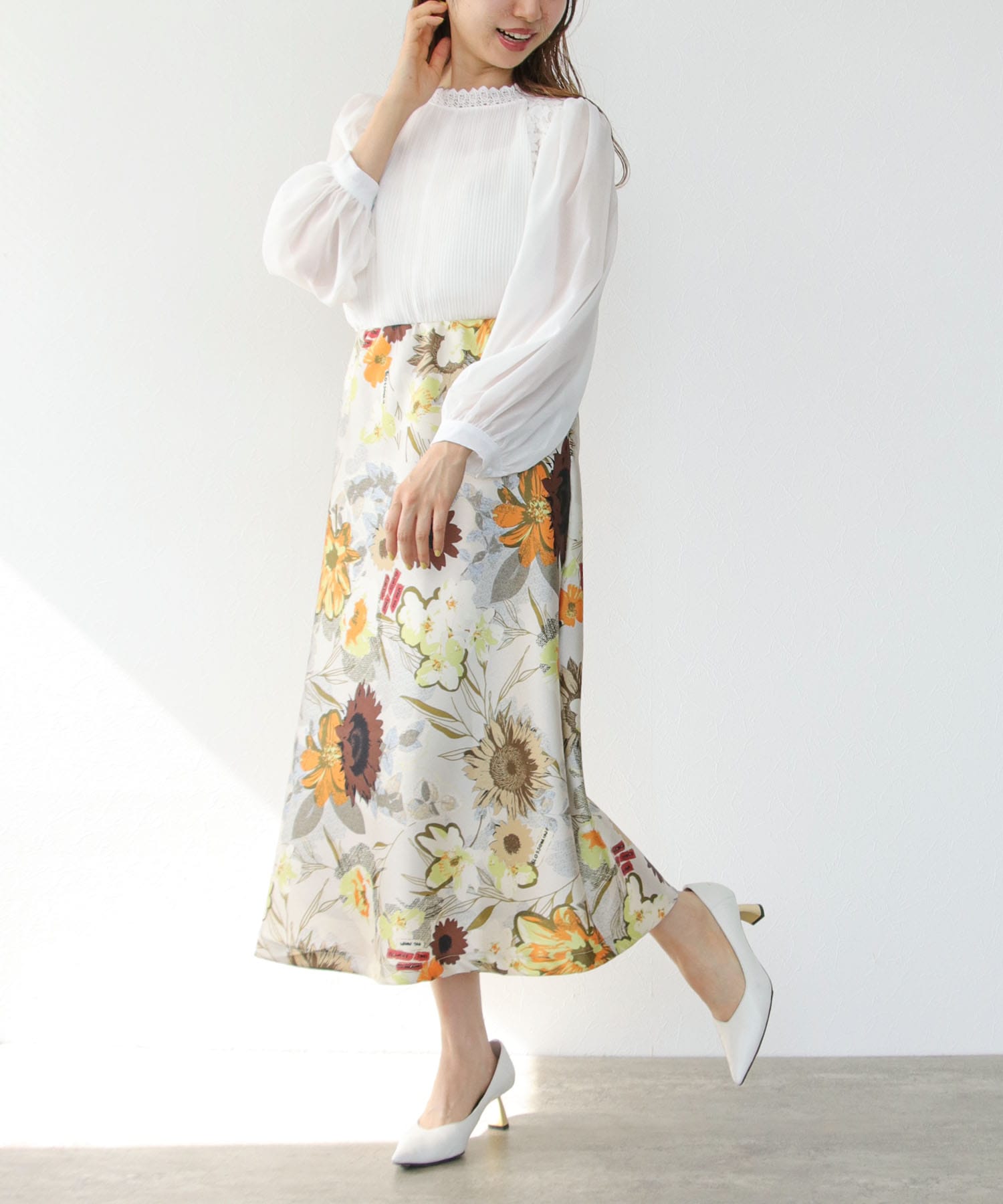フラワープリントセミフレアスカート