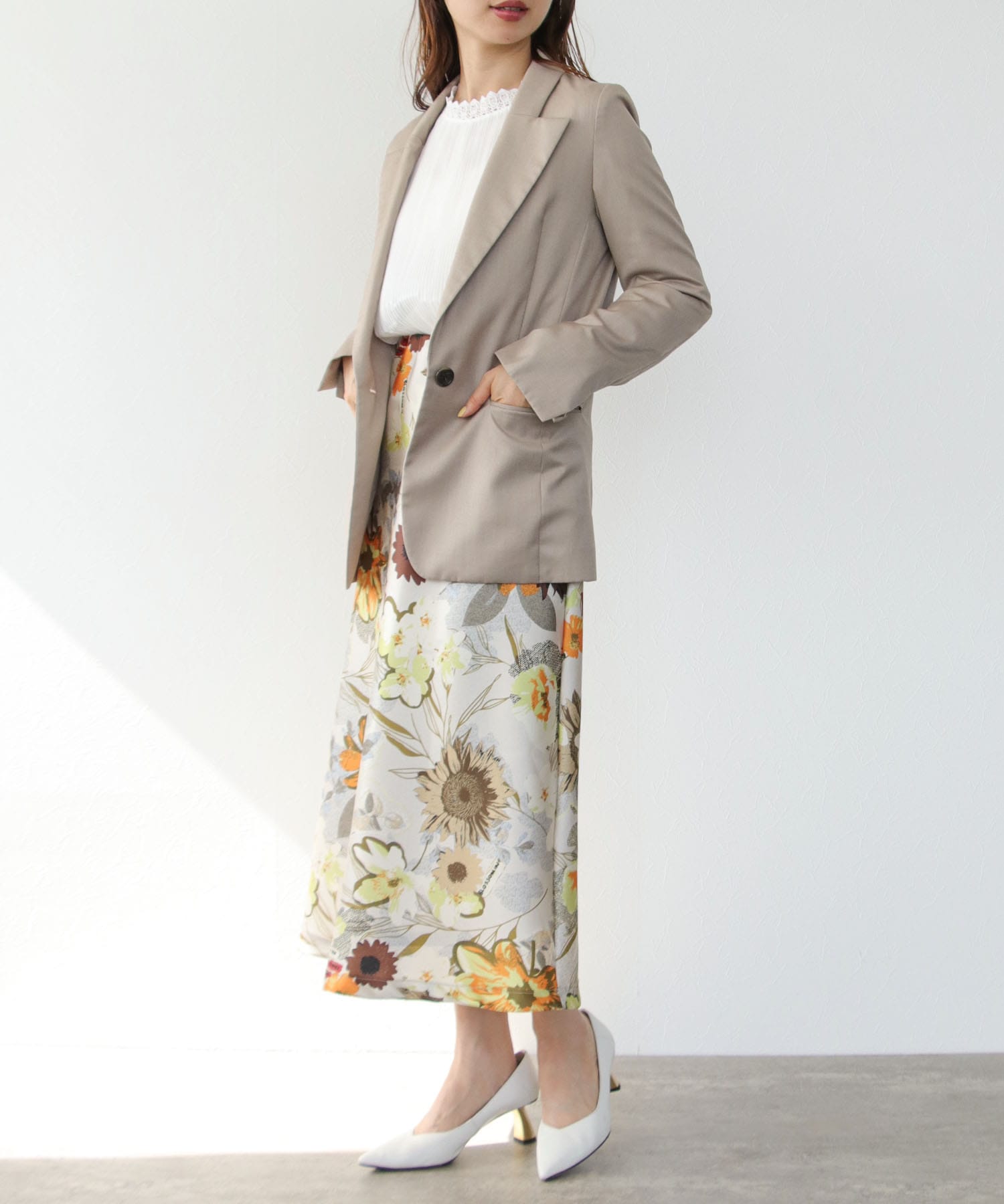 フラワープリントセミフレアスカート