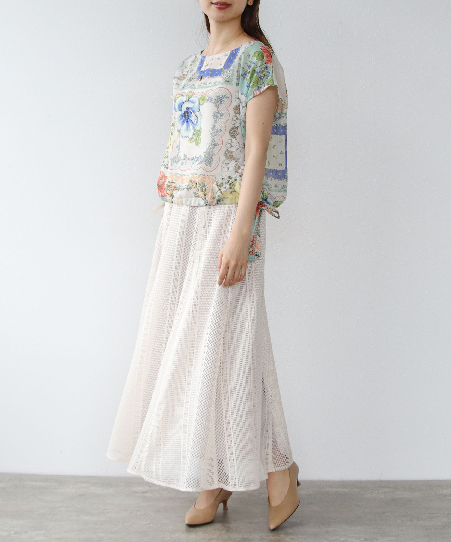 パッチワークプリントブラウス 別注 | AND ON JIONE STORE（アンドオン 