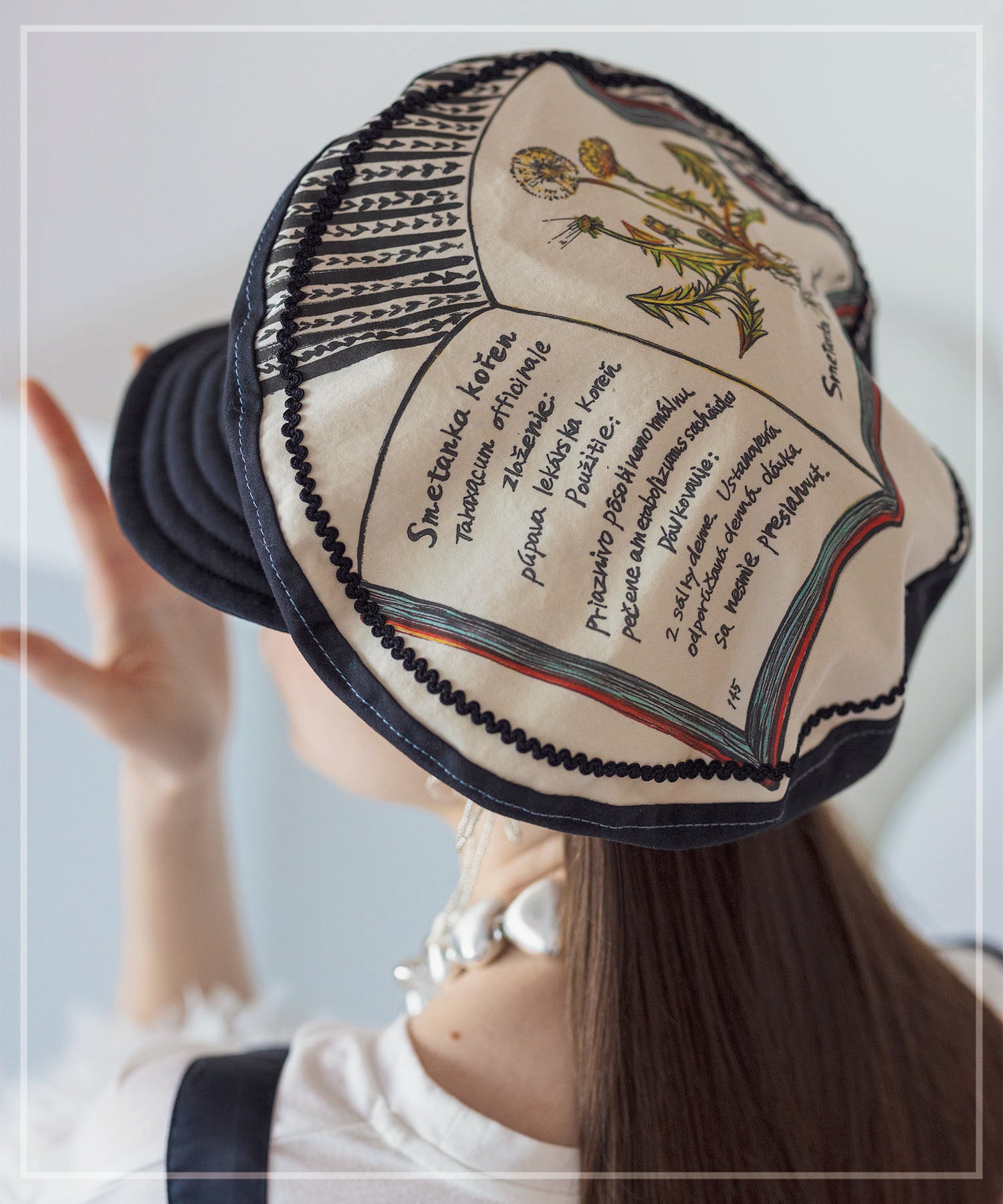 【Barairo no boushi】BOOKキャスケット帽