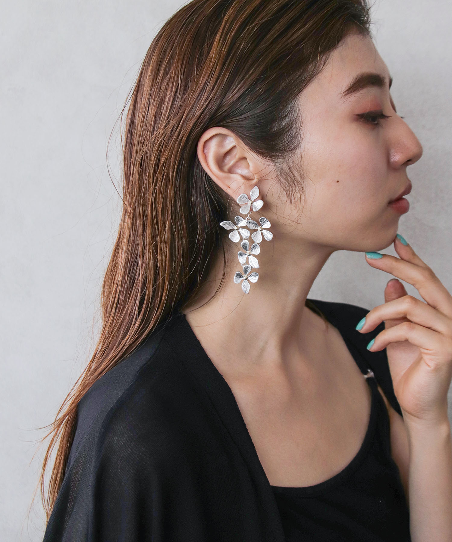 【LIMITED NUMBER】メローフラワーピアス