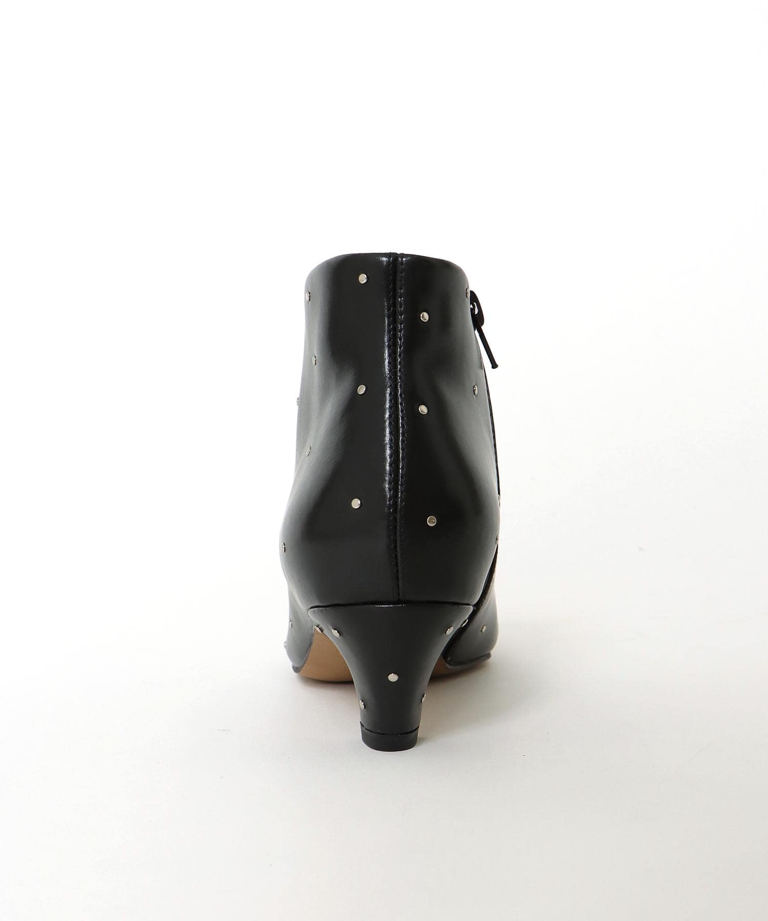 STUD POINTED BOOTS