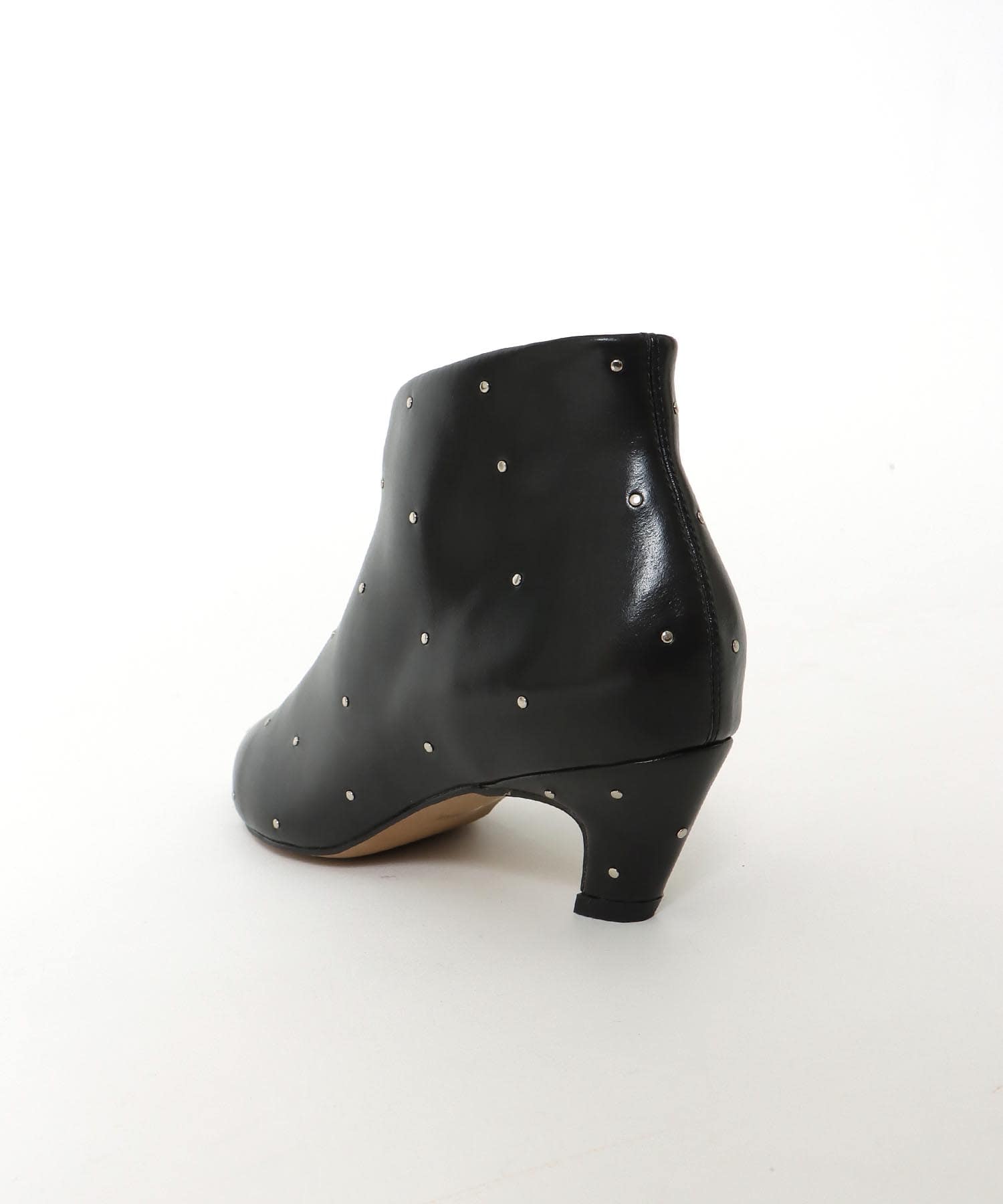 STUD POINTED BOOTS
