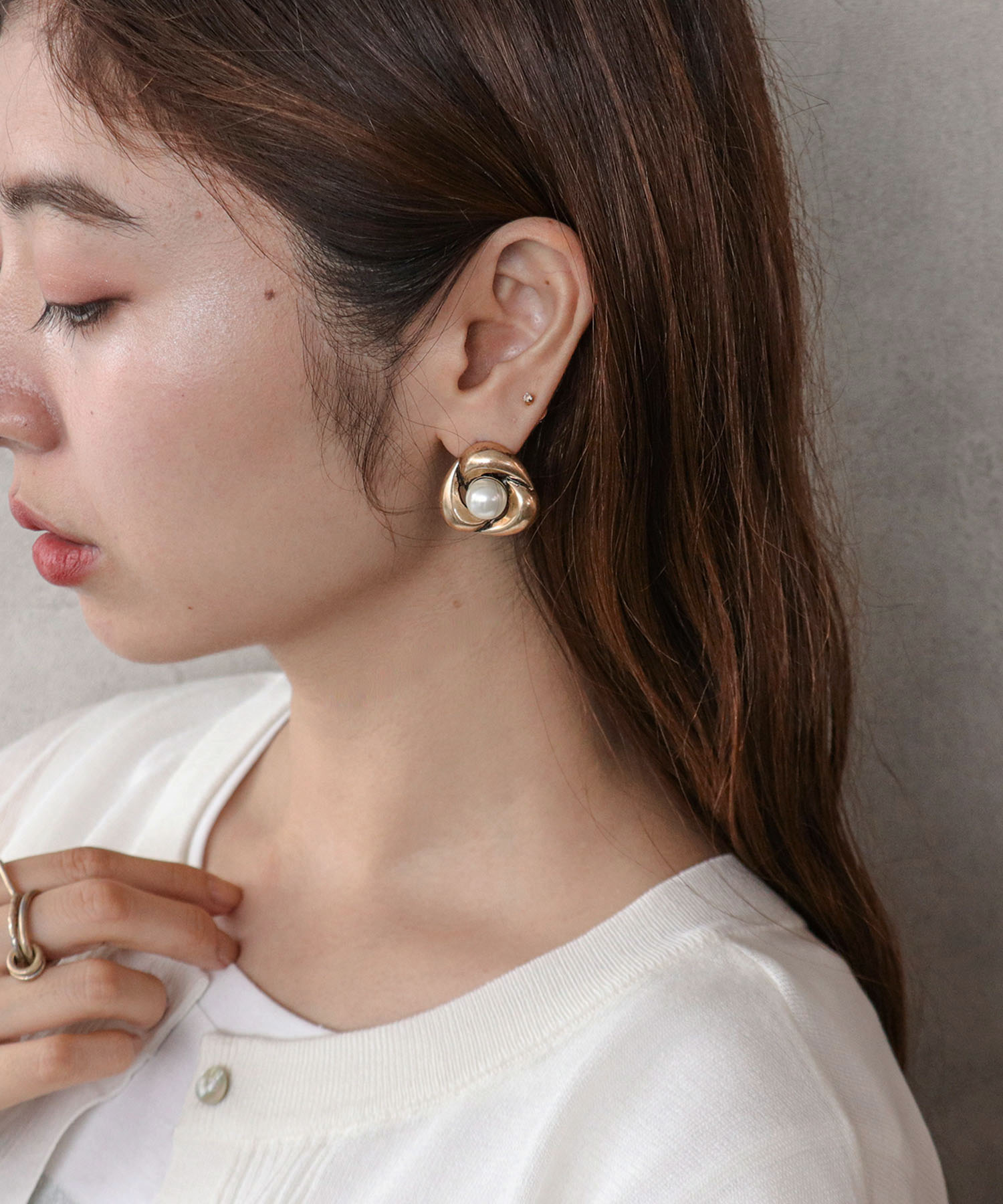 【LIMITED NUMBER】パールフラワーイヤリング