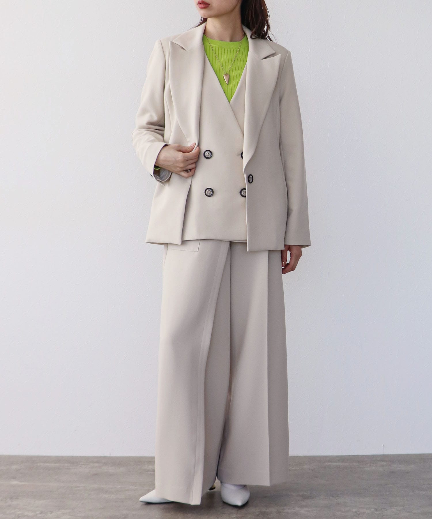 袖釦クルーネックリブプルオーバー