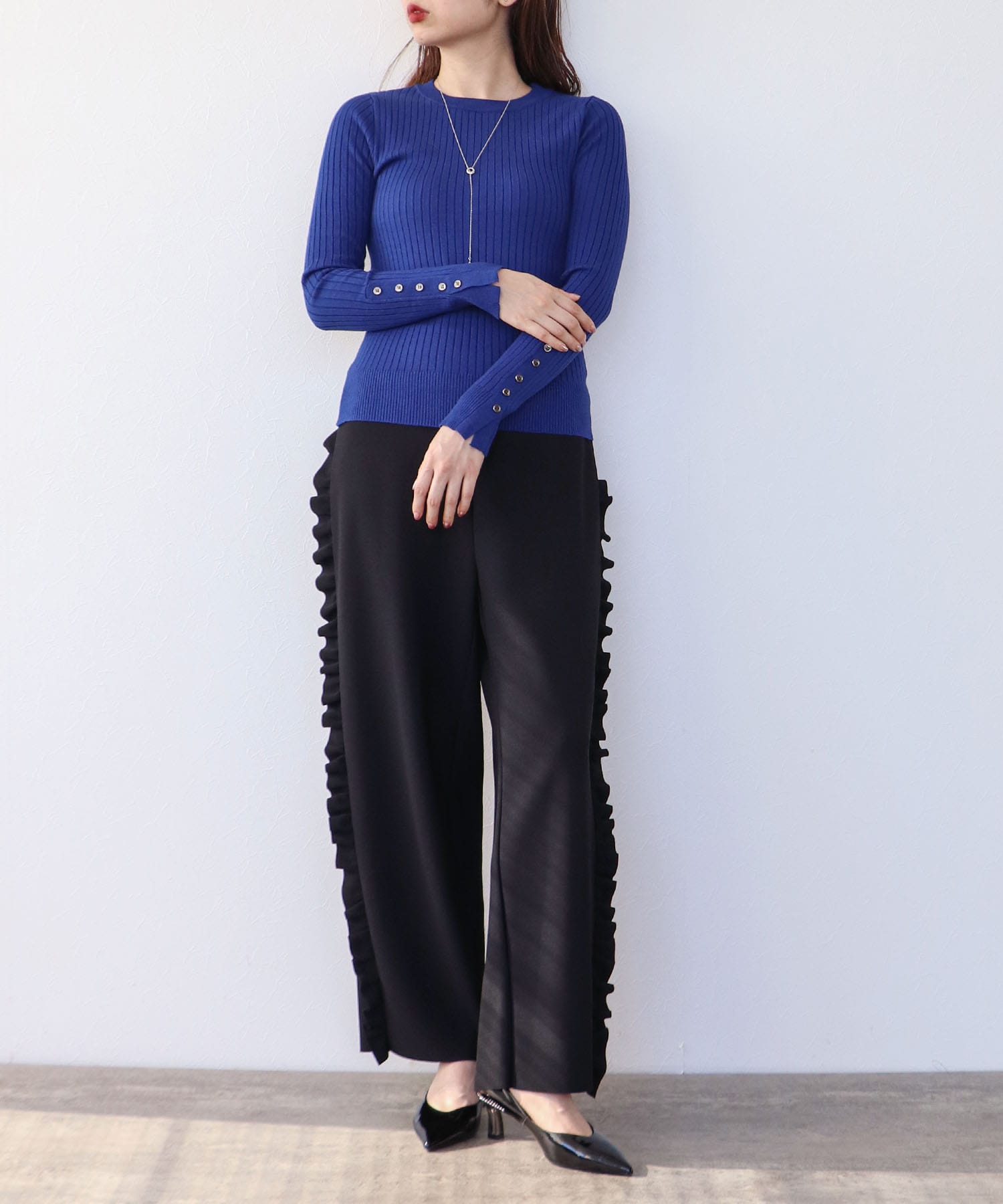 袖釦クルーネックリブプルオーバー