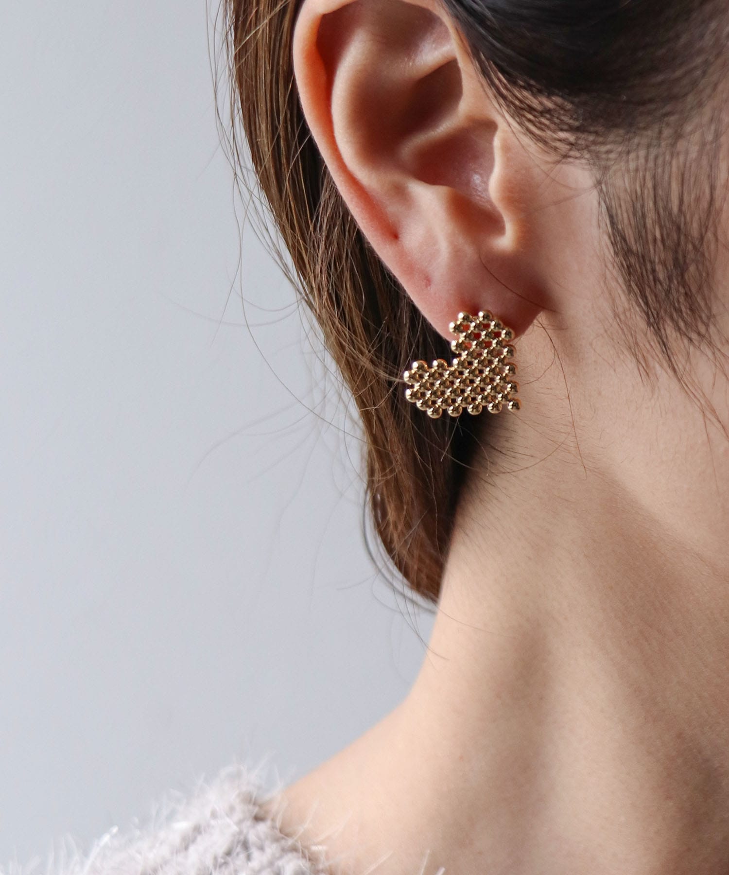 メタルドットハートピアス