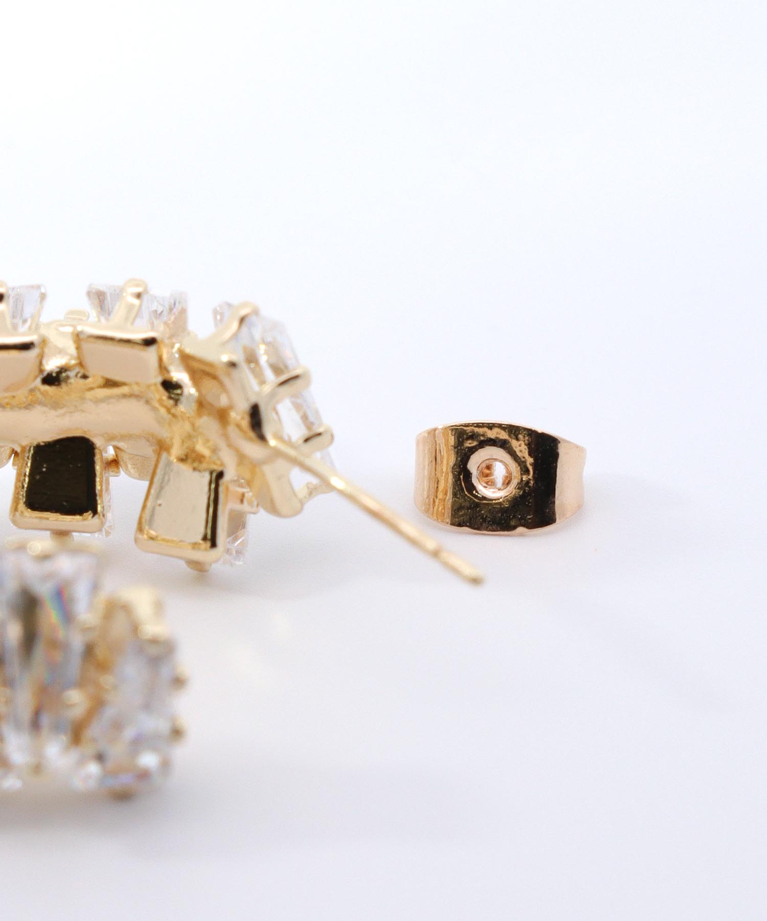ビジューフープピアス