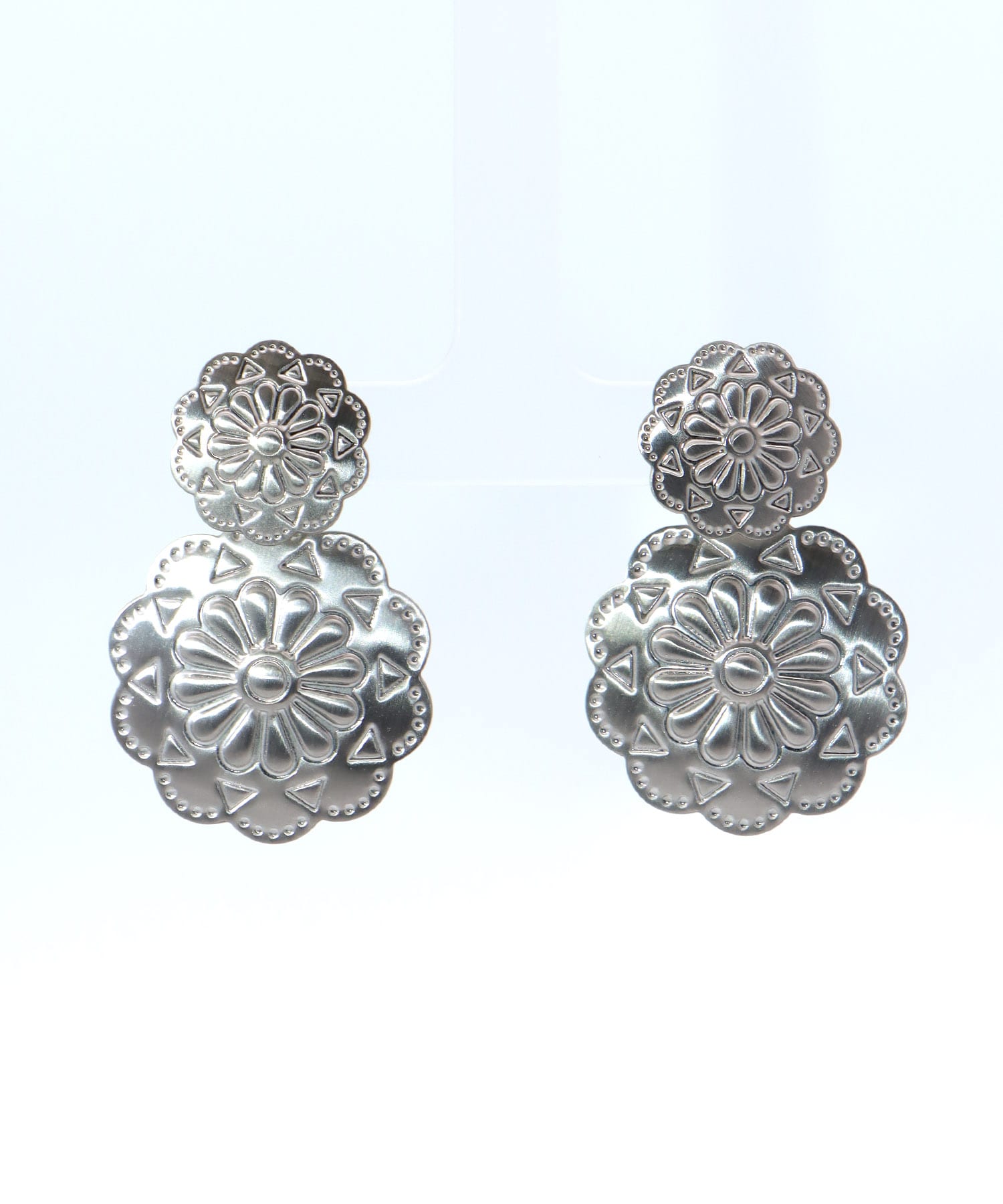 【LIMITED NUMBER】バックフラワーステンレスピアス