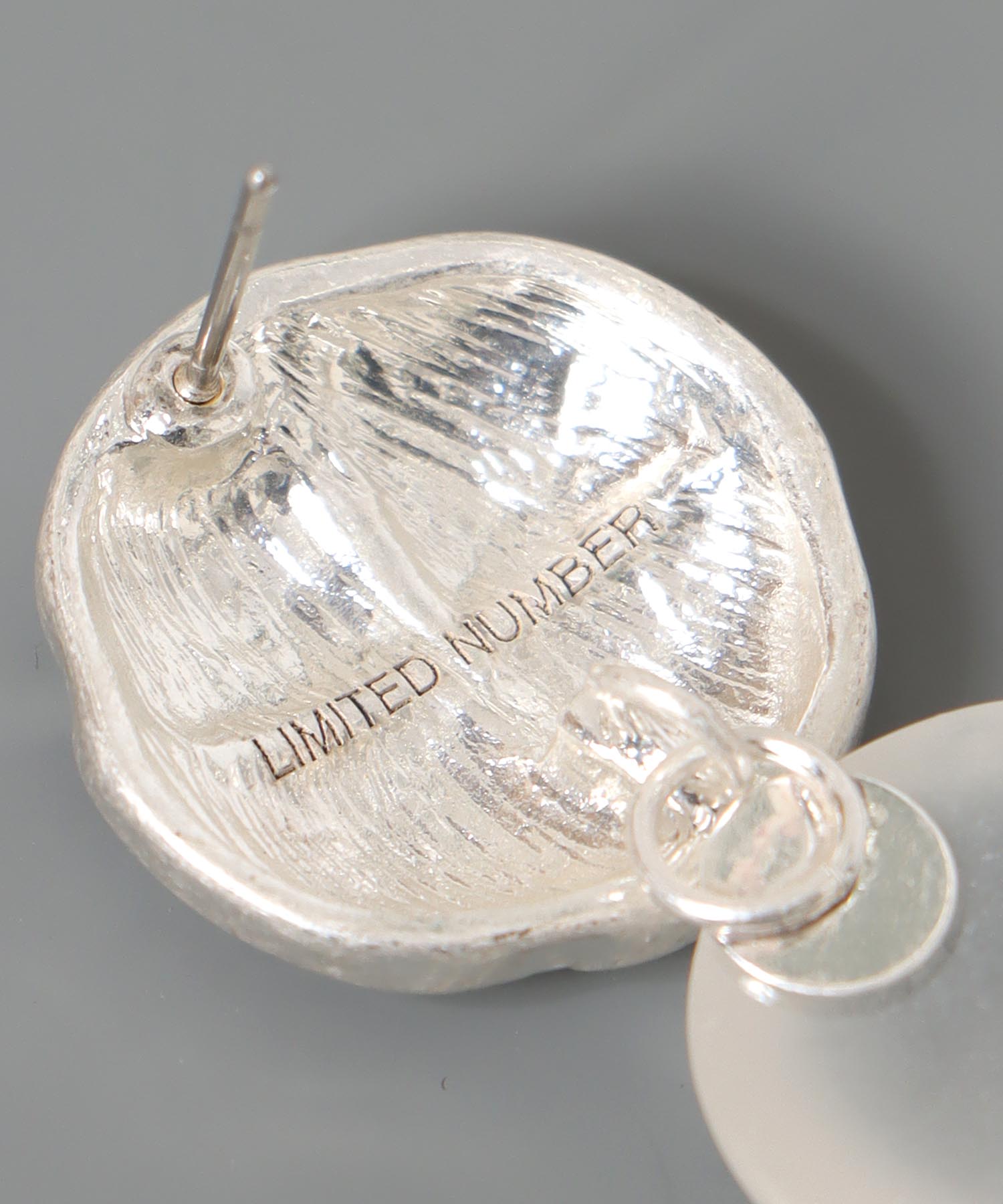 【LIMITED NUMBER】マット×メタルピアス