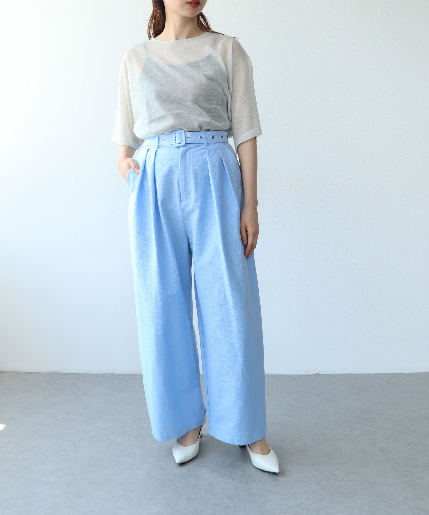 ベルト付きタックパンツ