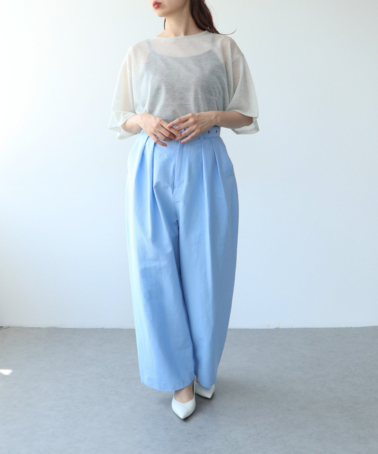 ベルト付きタックパンツ