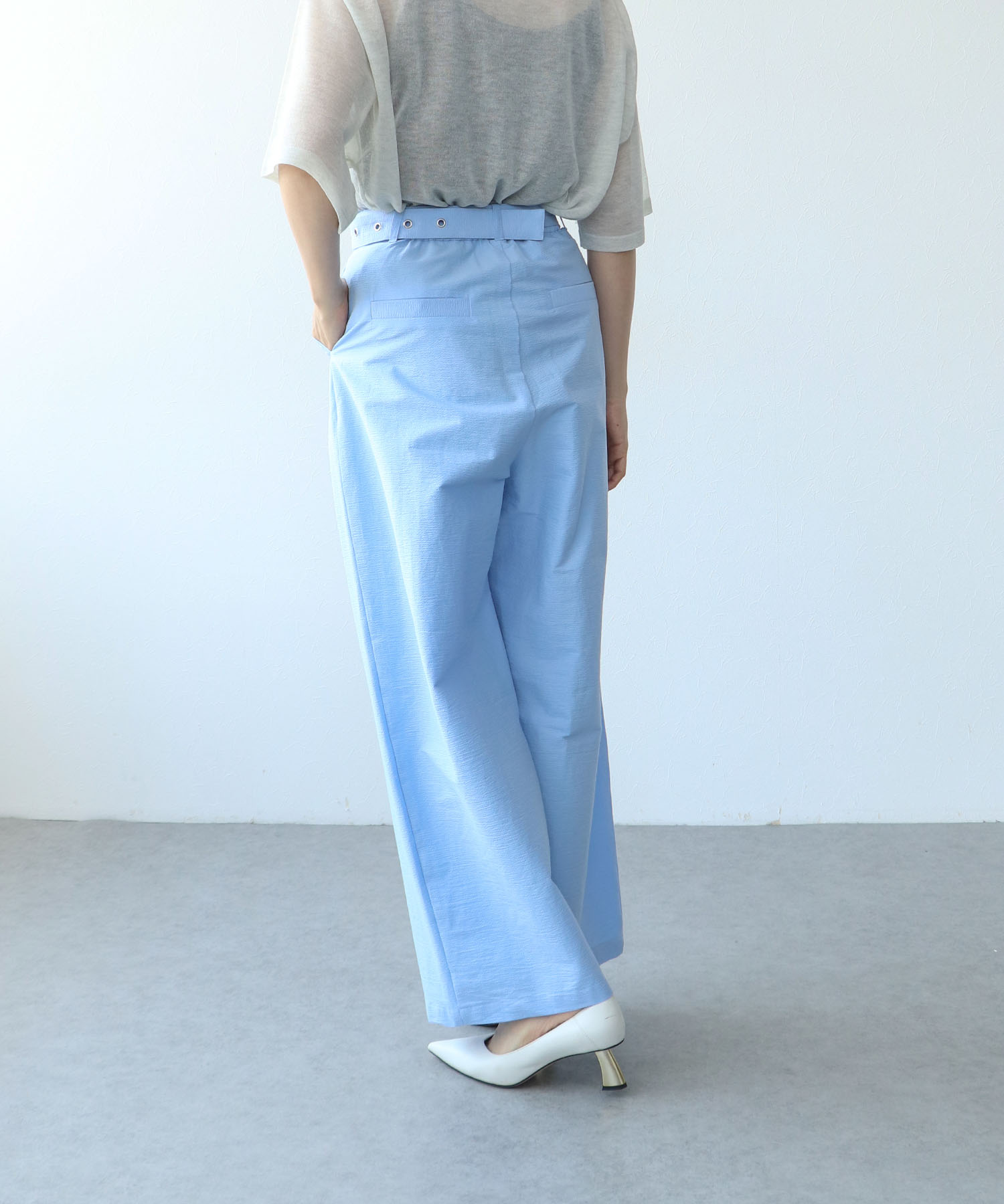 ベルト付きタックパンツ