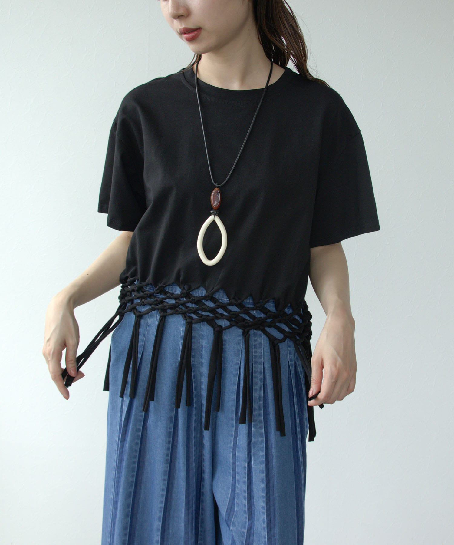 フリンジヘムTシャツ